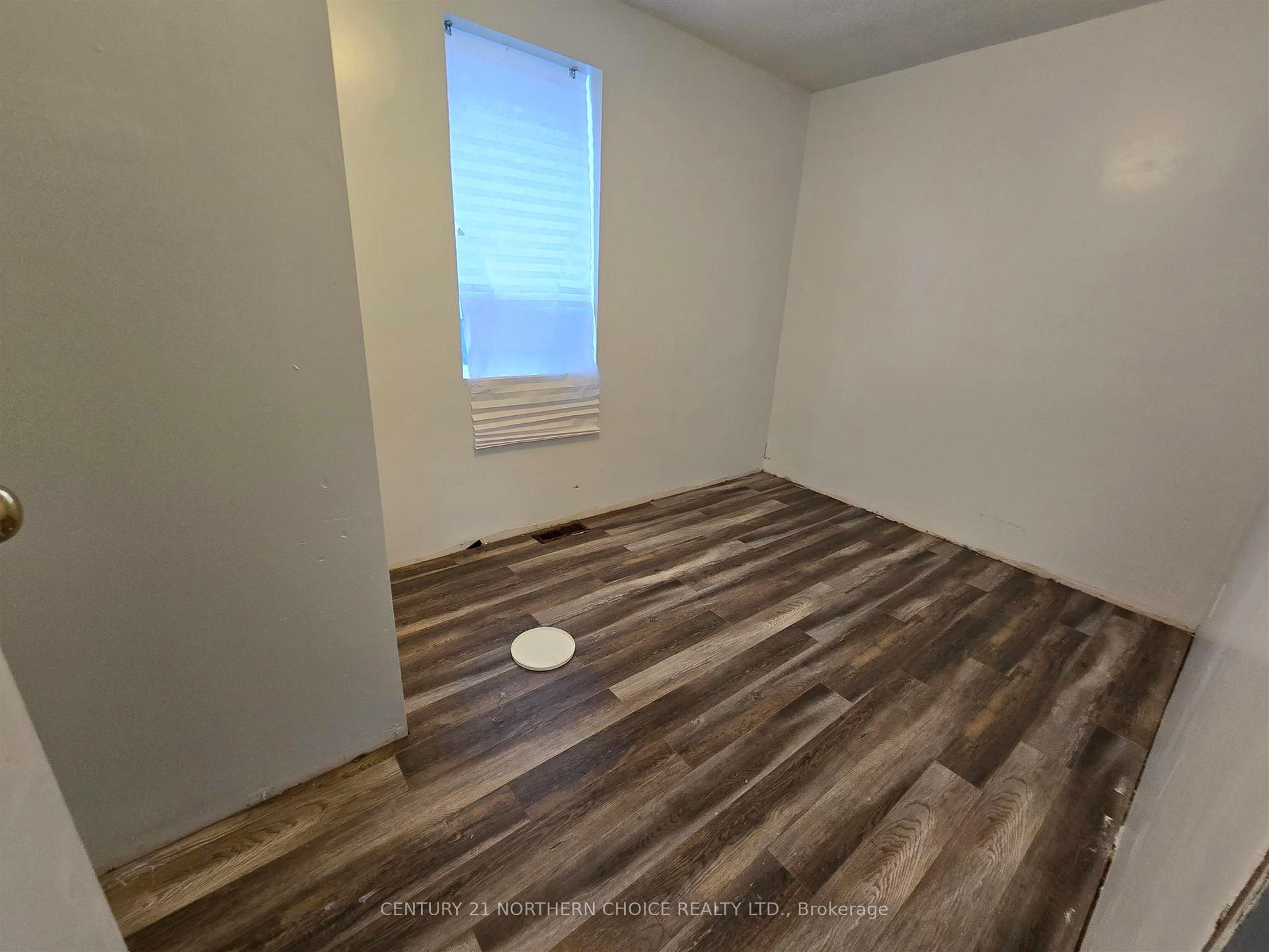 Photo 16 of 39 Spruce Avenue, Machin — HOMEH