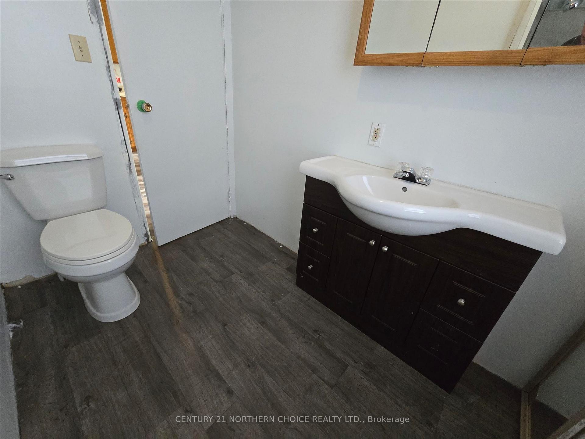 Photo 18 of 39 Spruce Avenue, Machin — HOMEH