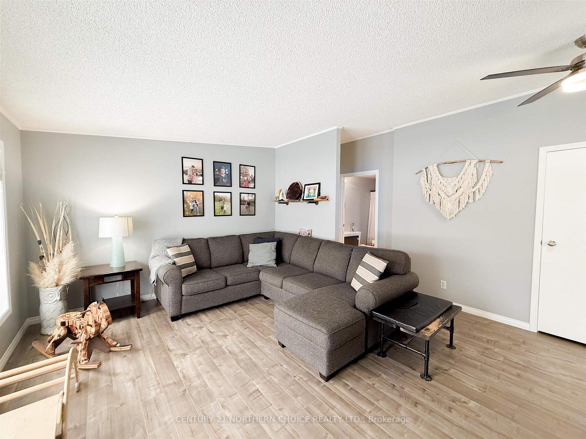 Photo 18 of 8 Sunset Place, Kenora, Evergreen — HOMEH