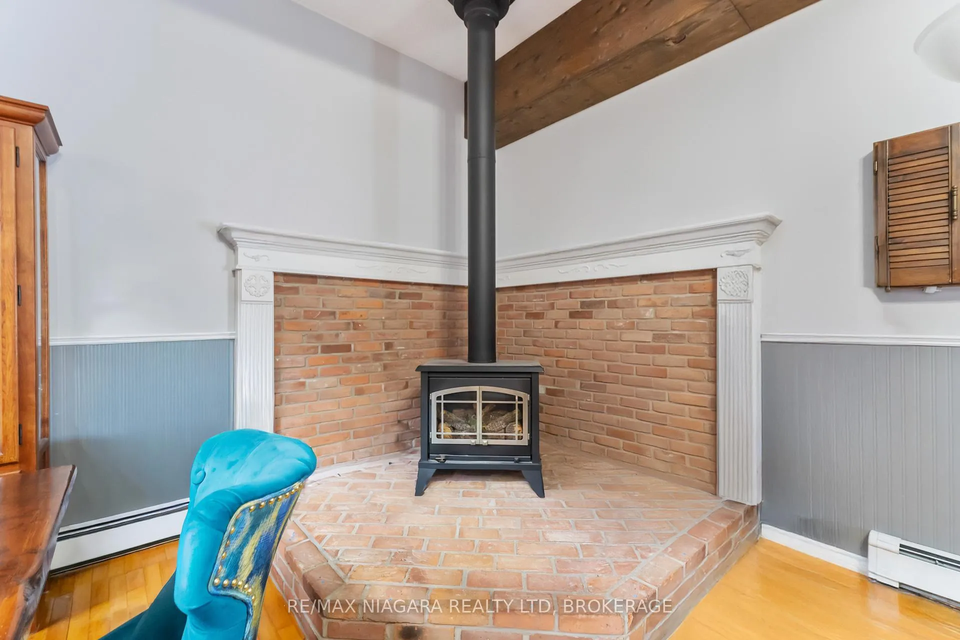 Photo 9 of 791 Darby Road, Welland, Cooks Mills — HOMEH
