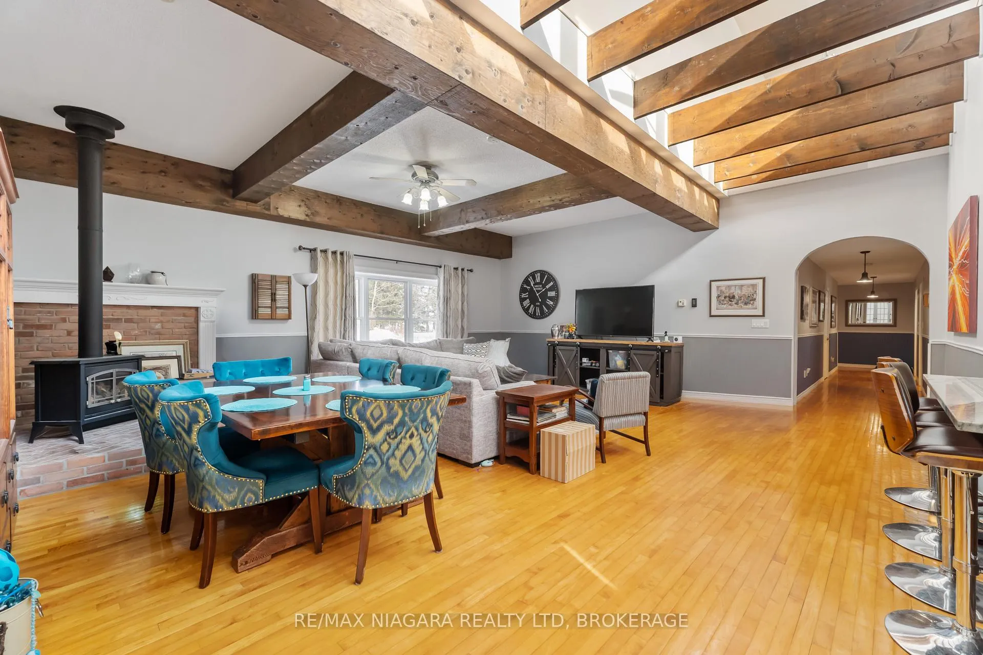 Photo 13 of 791 Darby Road, Welland, Cooks Mills — HOMEH