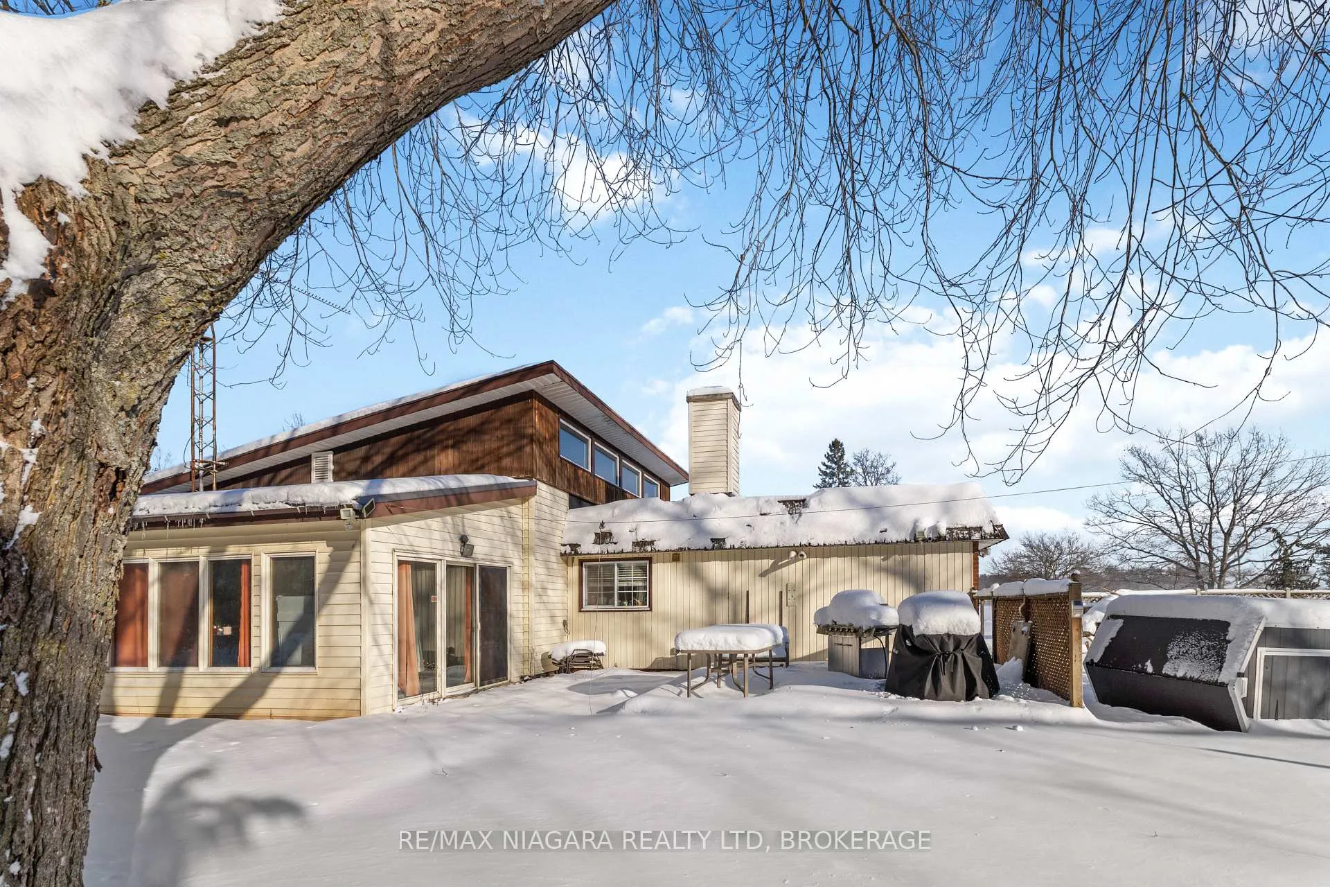 Photo 26 of 791 Darby Road, Welland, Cooks Mills — HOMEH