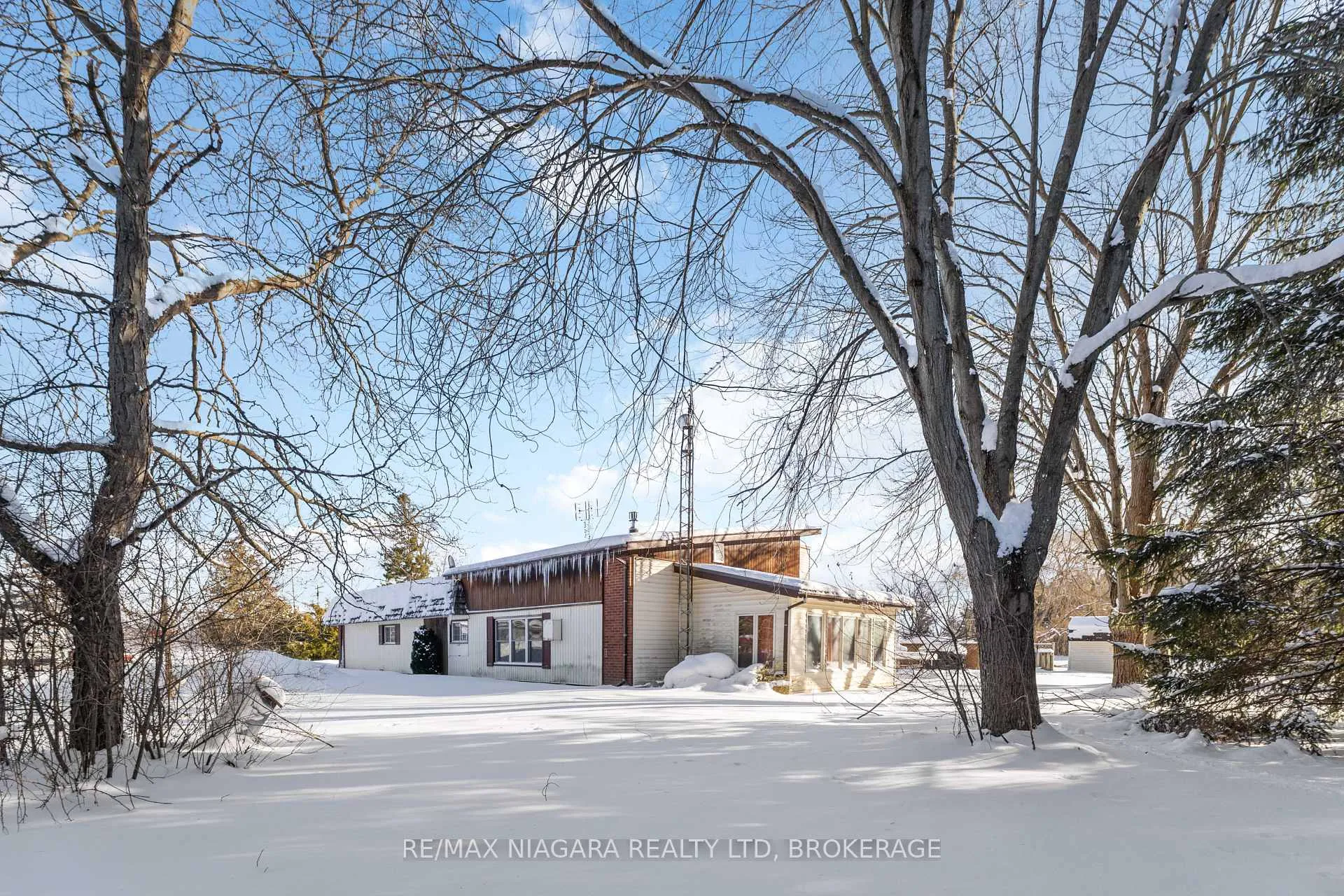 Photo 29 of 791 Darby Road, Welland, Cooks Mills — HOMEH