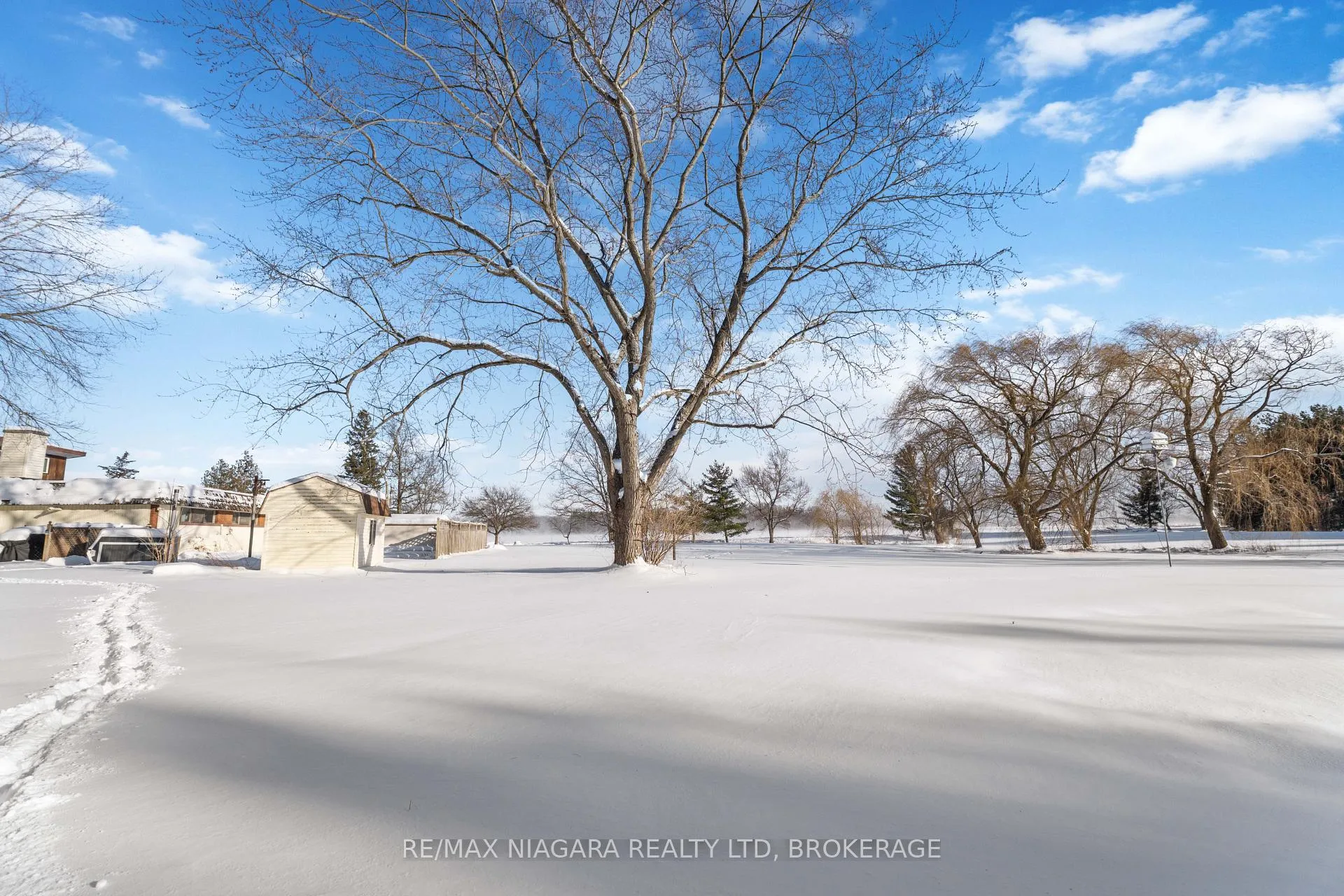 Photo 35 of 791 Darby Road, Welland, Cooks Mills — HOMEH