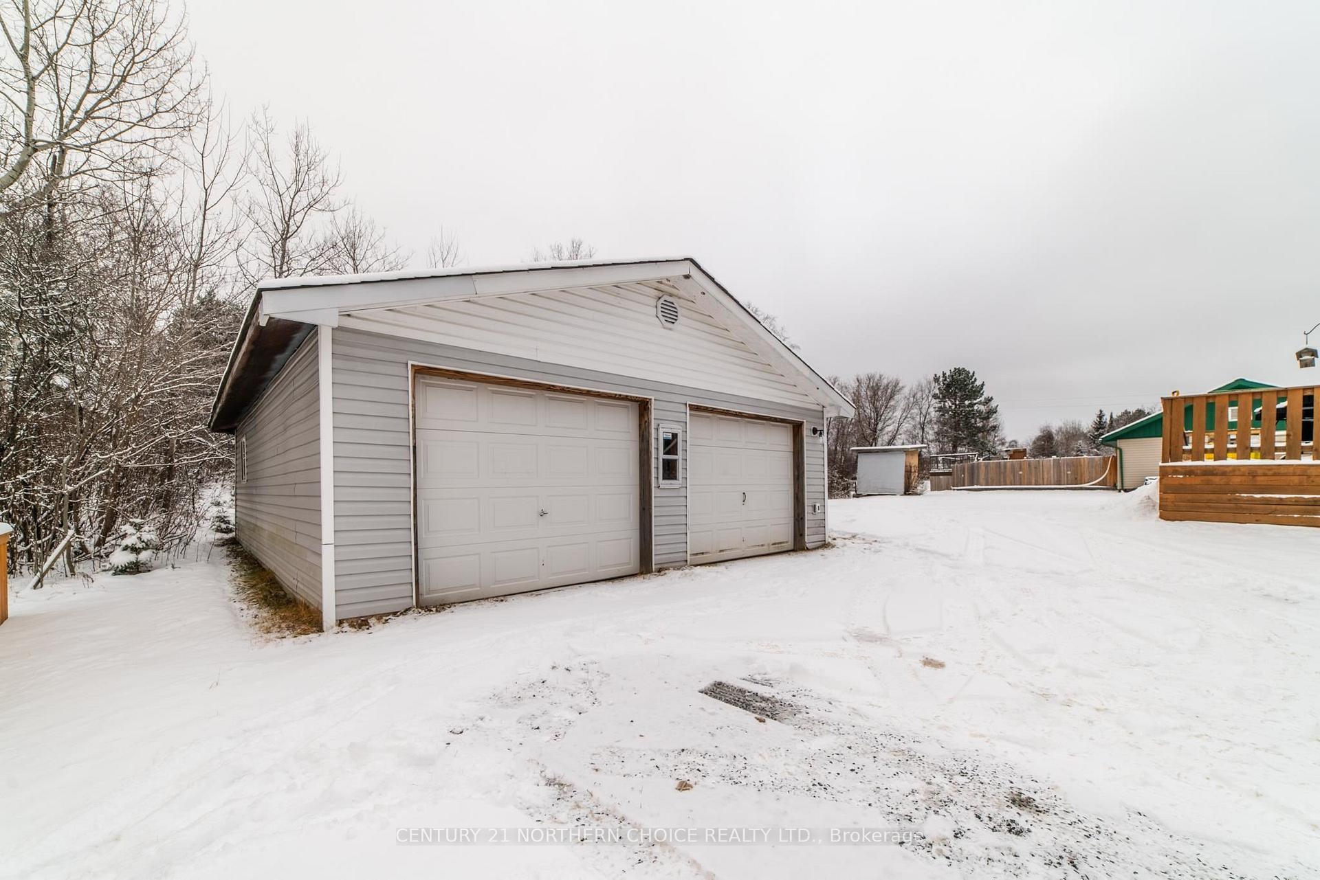 Photo 3 of 723 Airport Road, Kenora, Airport Road North — HOMEH