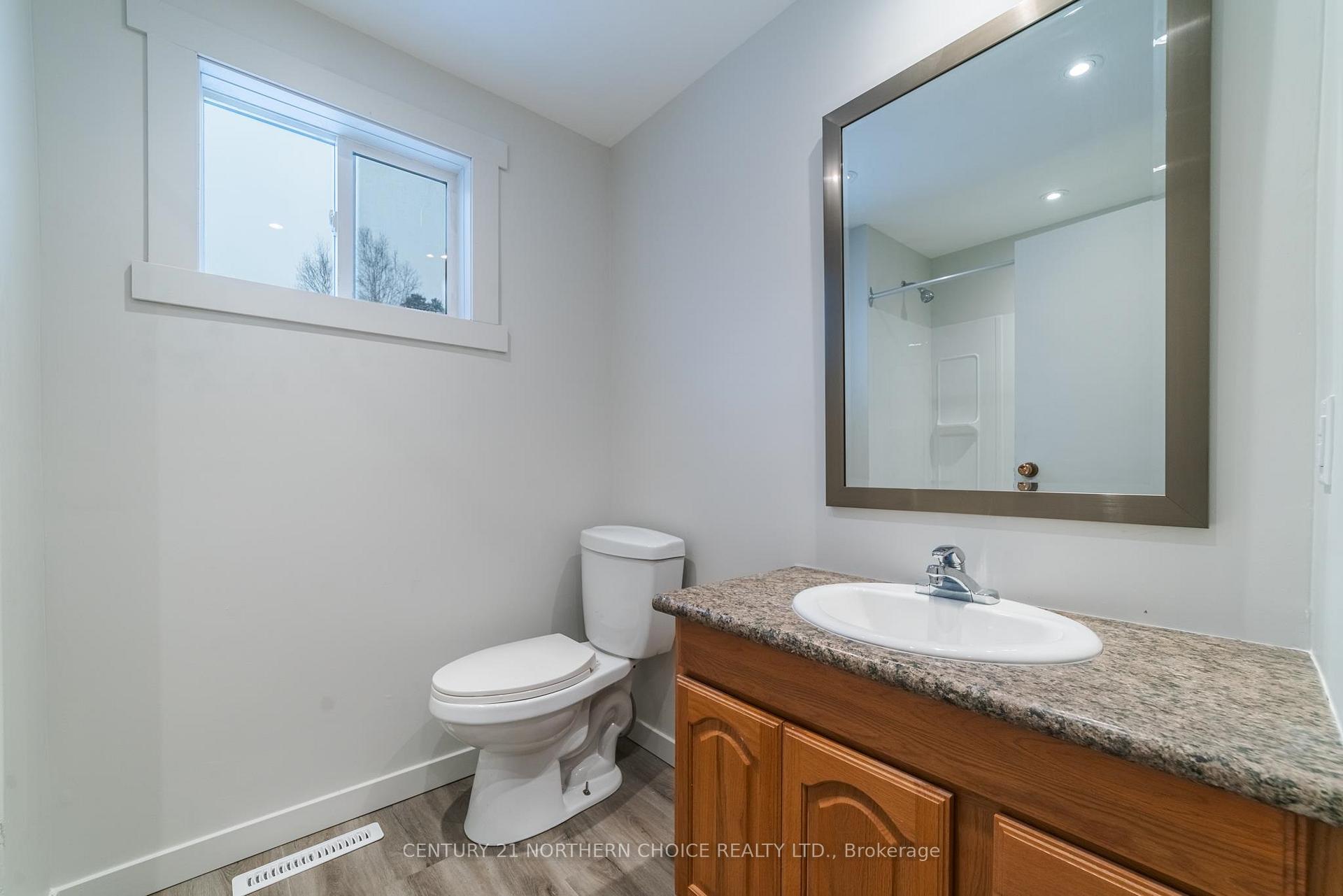 Photo 14 of 723 Airport Road, Kenora, Airport Road North — HOMEH
