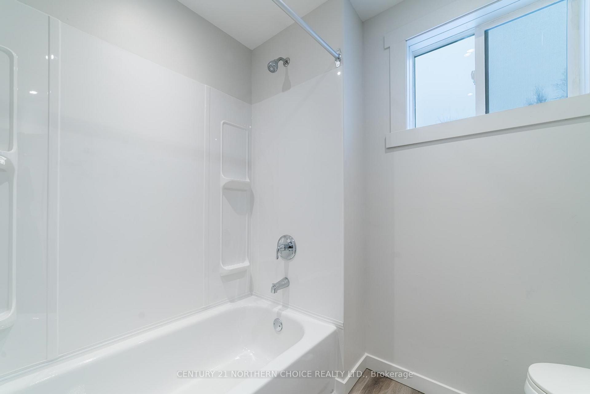 Photo 15 of 723 Airport Road, Kenora, Airport Road North — HOMEH