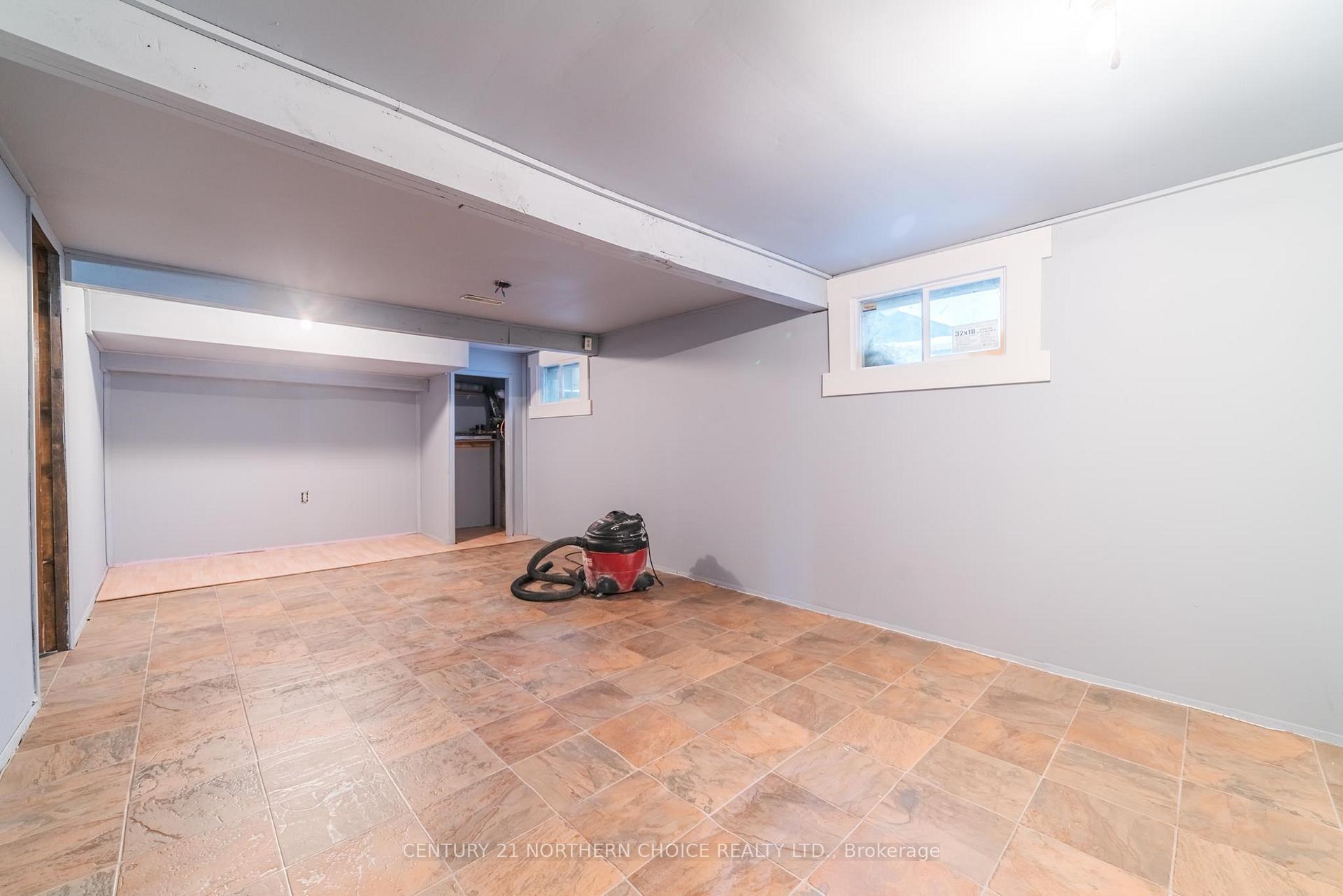 Photo 27 of 723 Airport Road, Kenora, Airport Road North — HOMEH