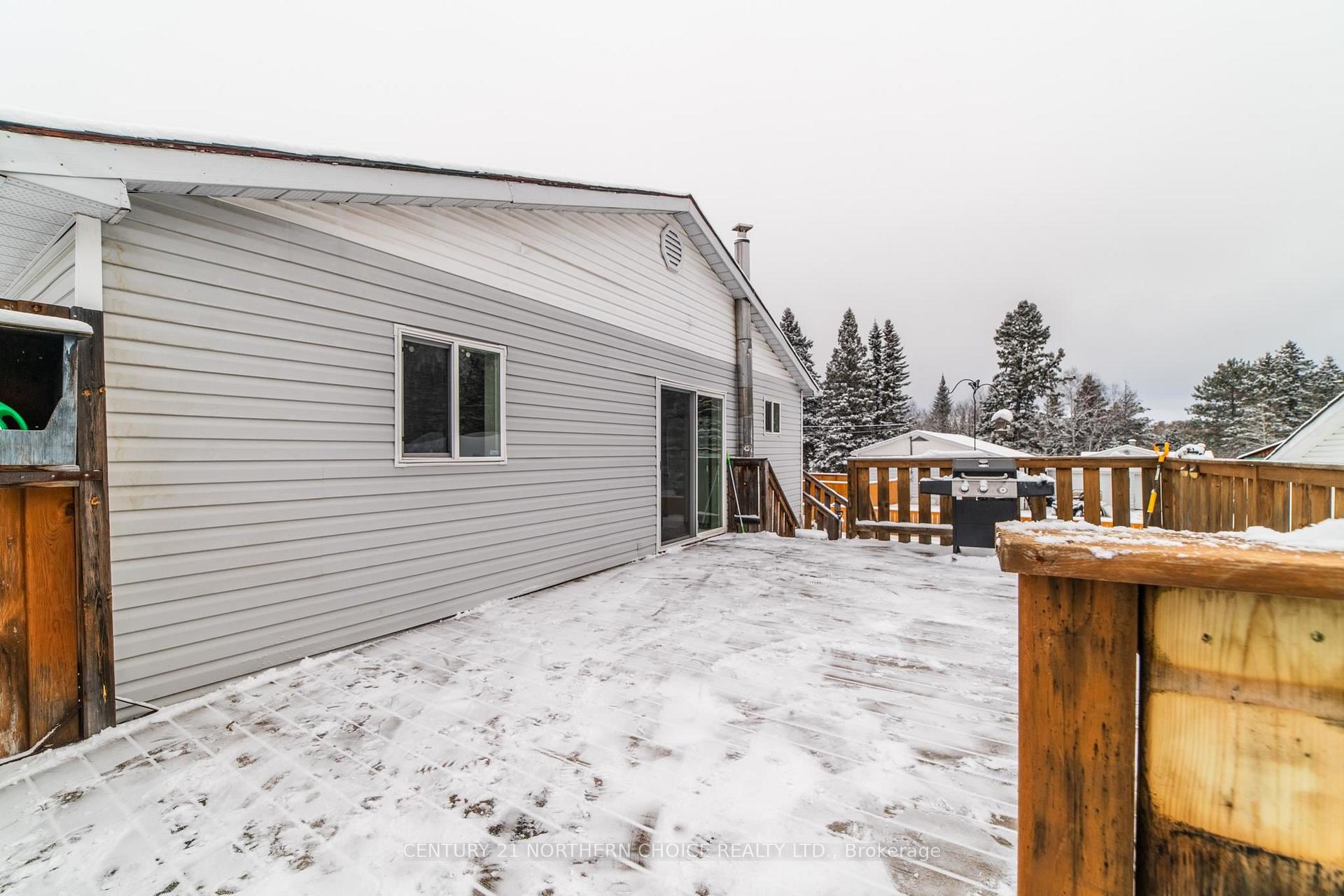 Photo 39 of 723 Airport Road, Kenora, Airport Road North — HOMEH