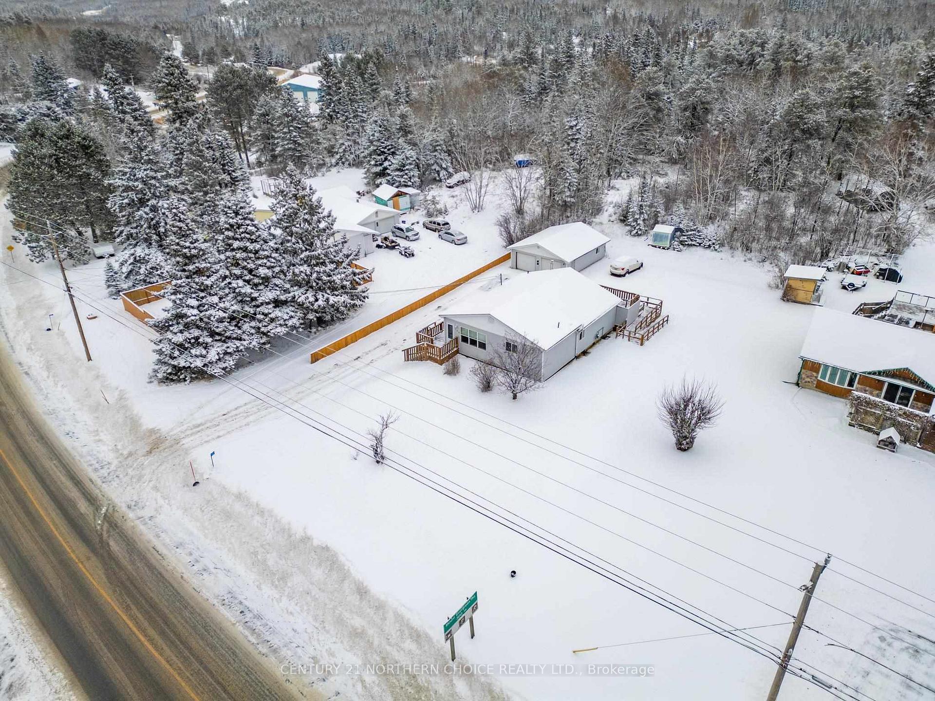 Photo 42 of 723 Airport Road, Kenora, Airport Road North — HOMEH