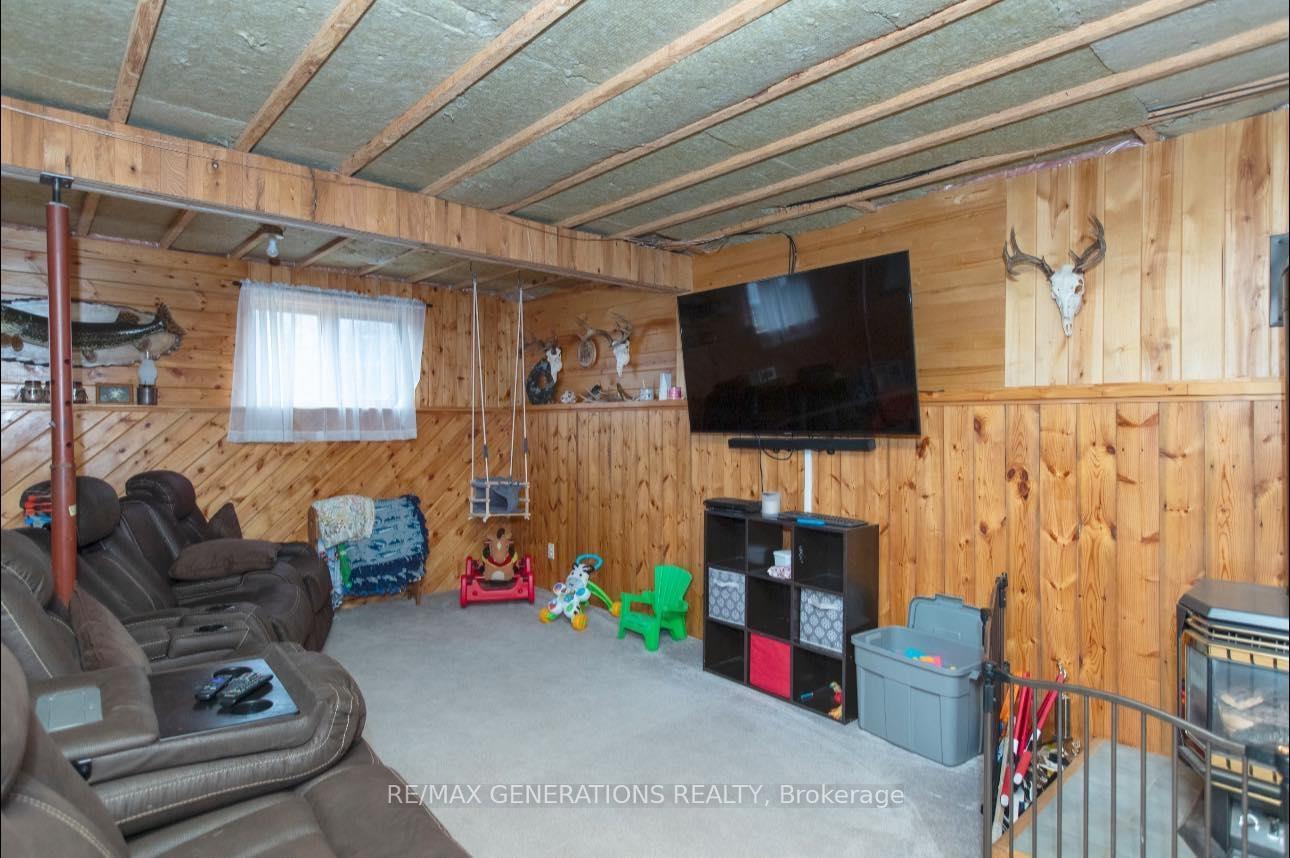 Photo 22 of 299 Auto Road, Thunder Bay Remote Area, Ware — HOMEH