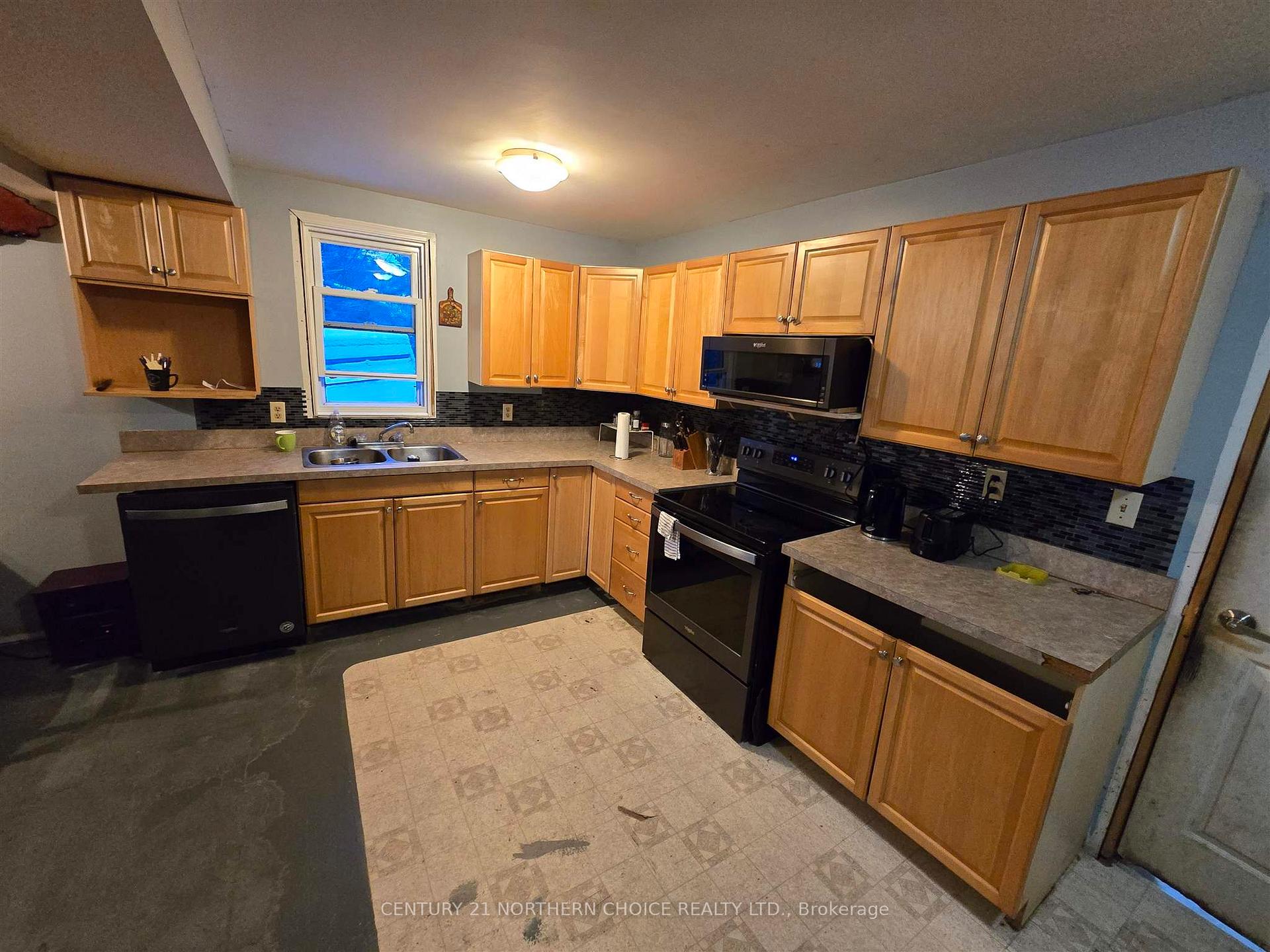 Photo 7 of 347 Ross Street, Kenora, Keewatin — HOMEH