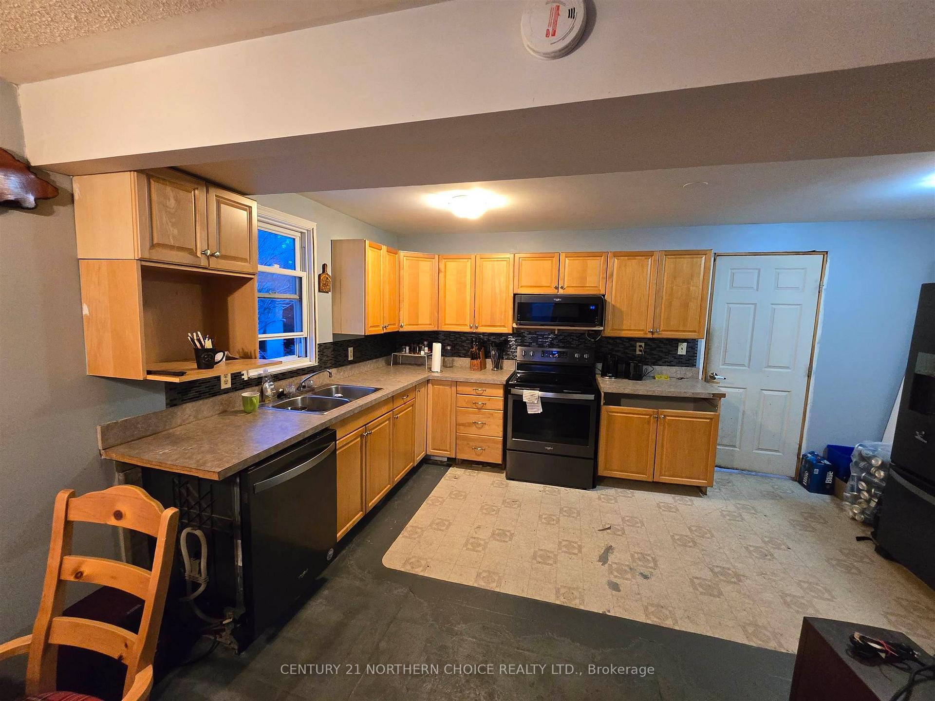 Photo 8 of 347 Ross Street, Kenora, Keewatin — HOMEH