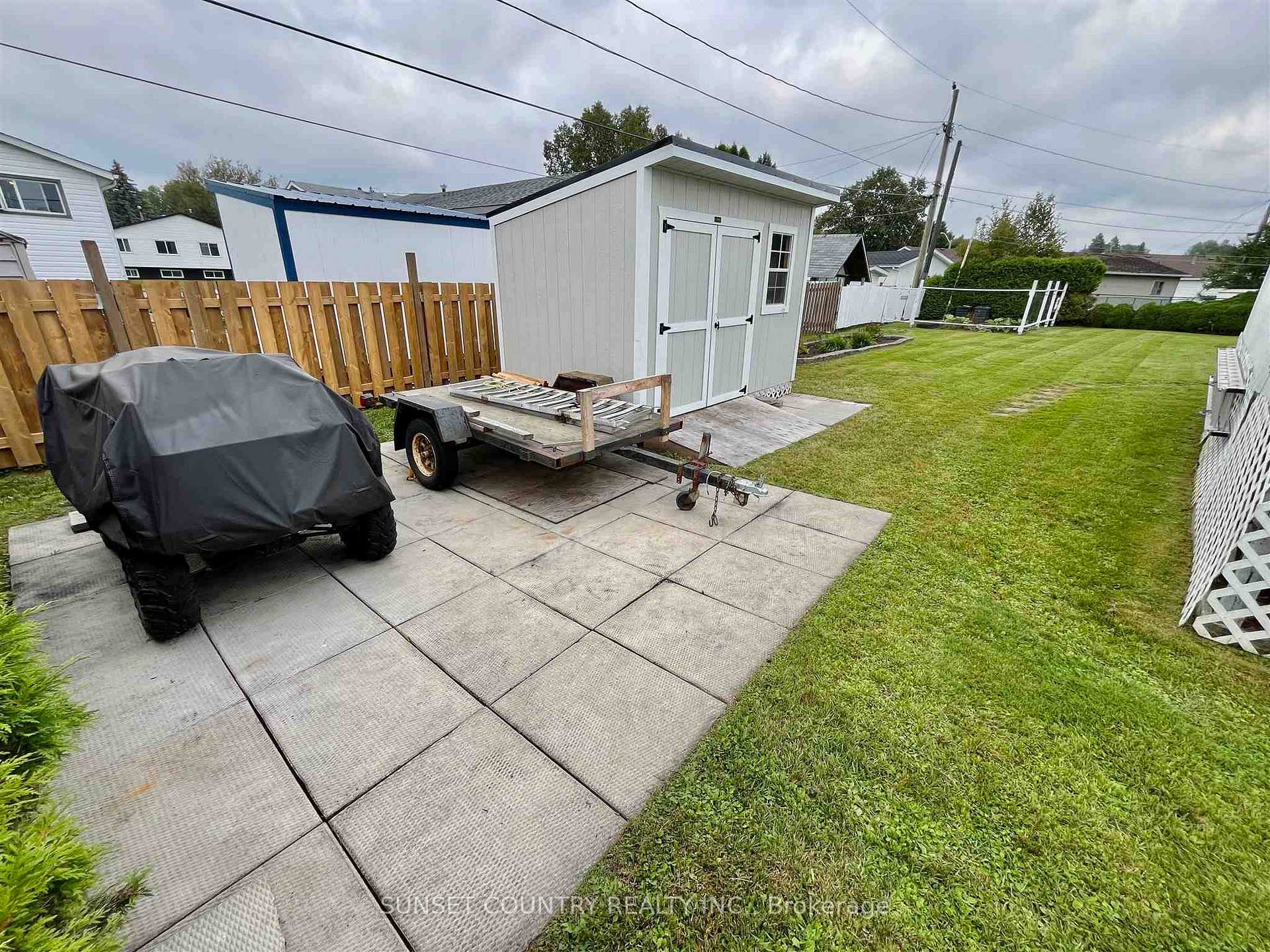 Photo 34 of 41 Clearwater Crescent, Dryden, Pronger Park — HOMEH