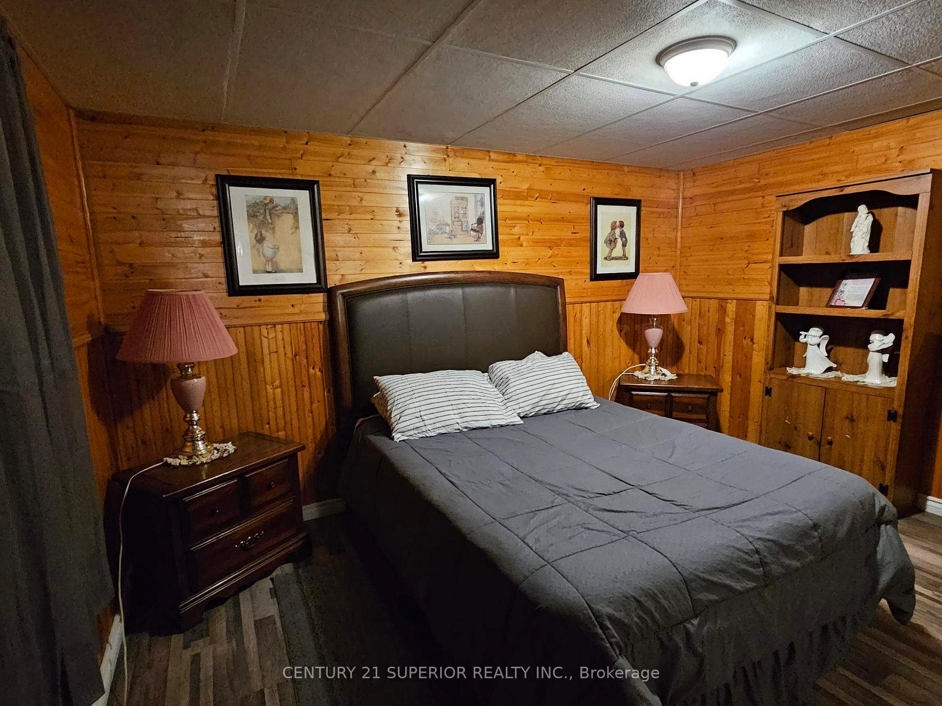 Photo 11 of 62 Jackson Crescent, Marathon — HOMEH