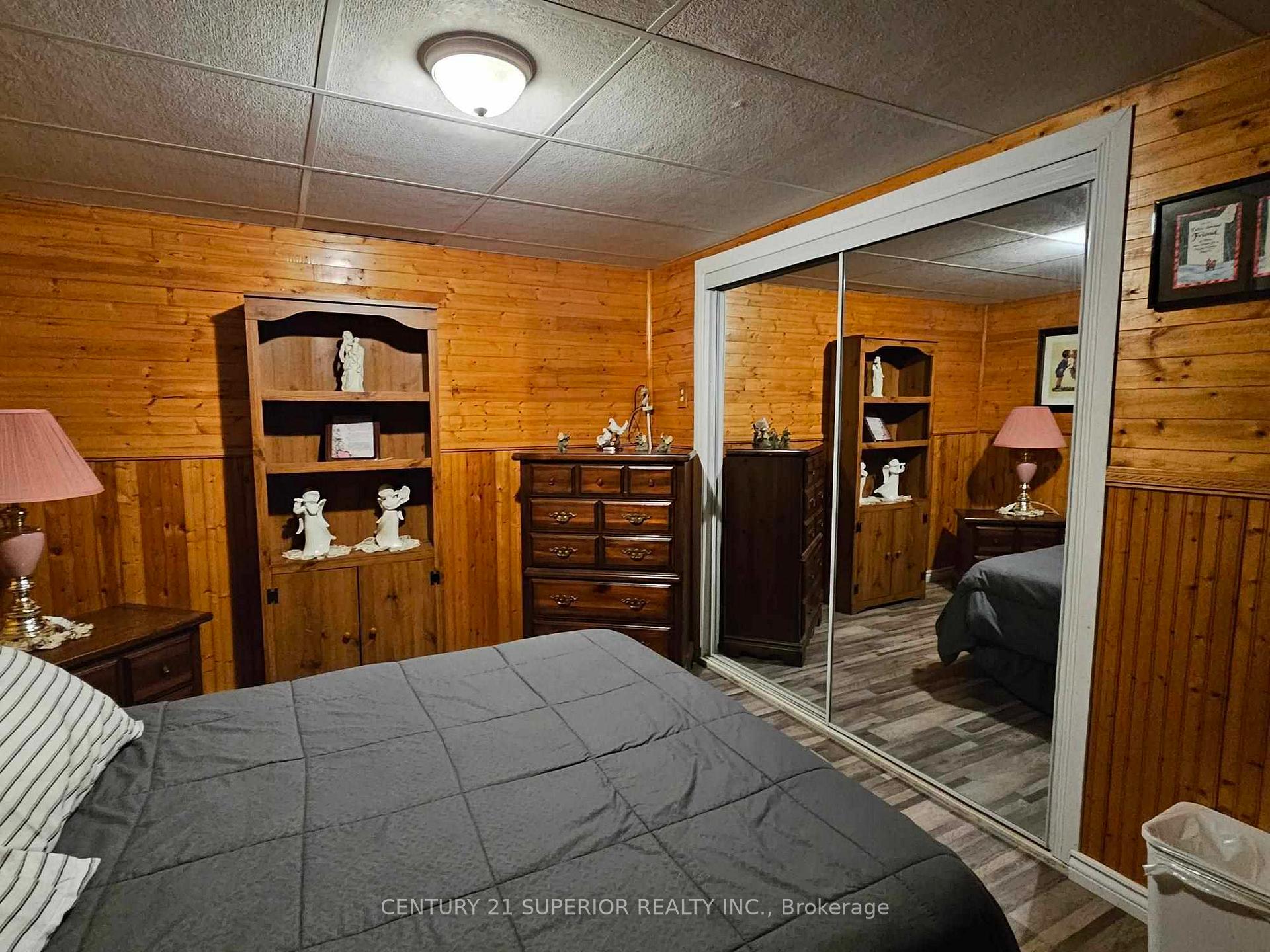 Photo 12 of 62 Jackson Crescent, Marathon — HOMEH