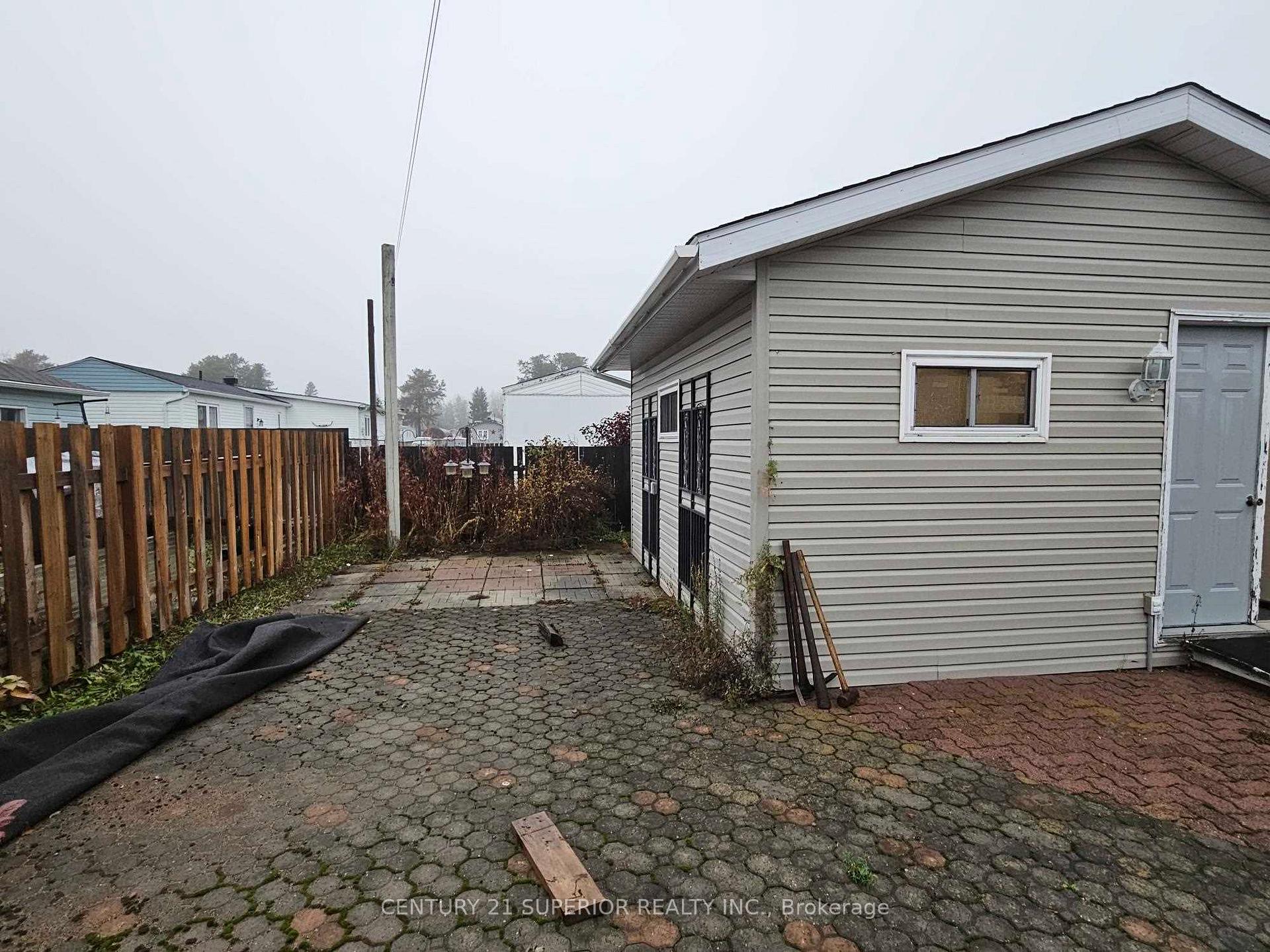 Photo 22 of 62 Jackson Crescent, Marathon — HOMEH