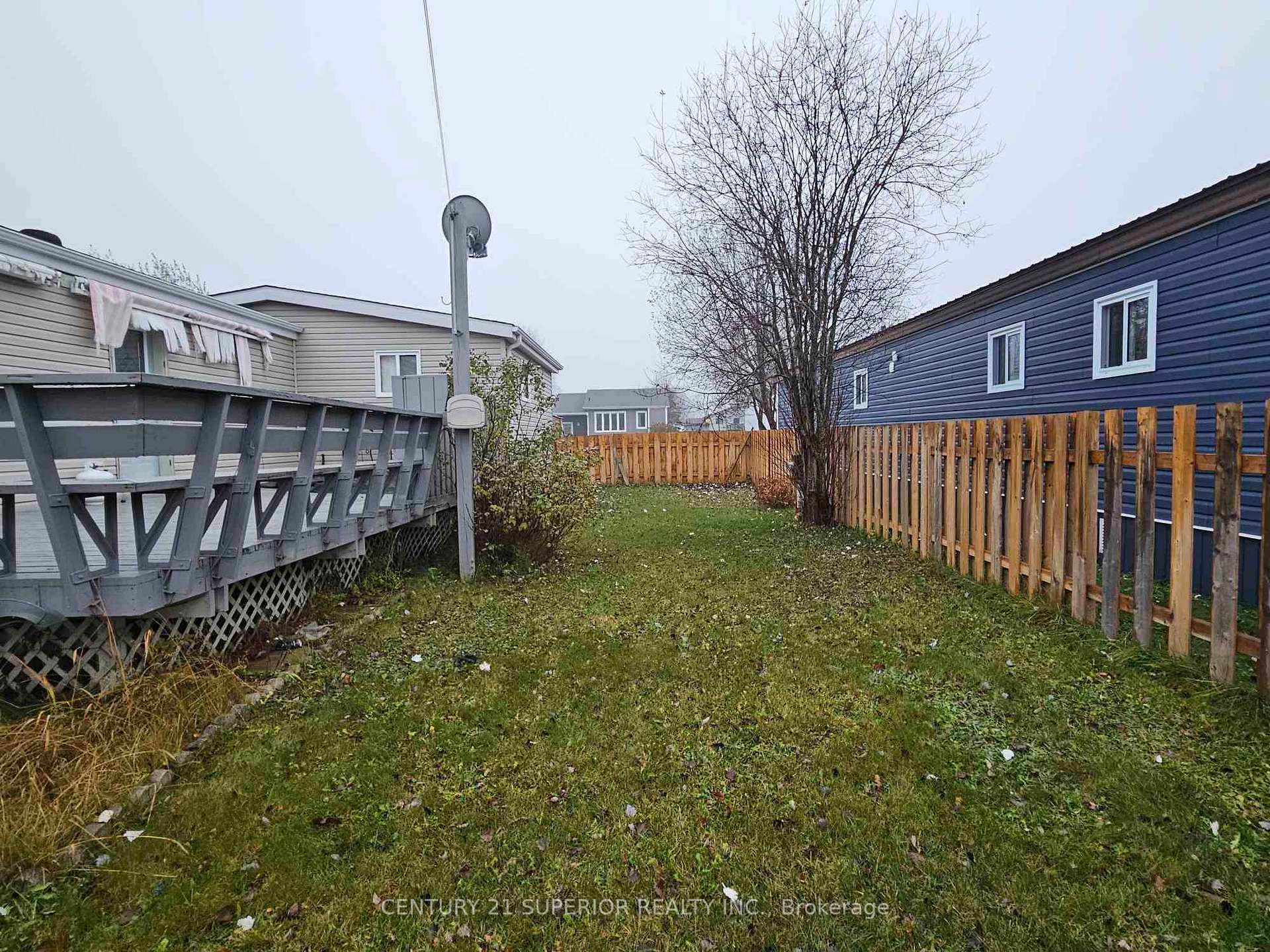 Photo 29 of 62 Jackson Crescent, Marathon — HOMEH