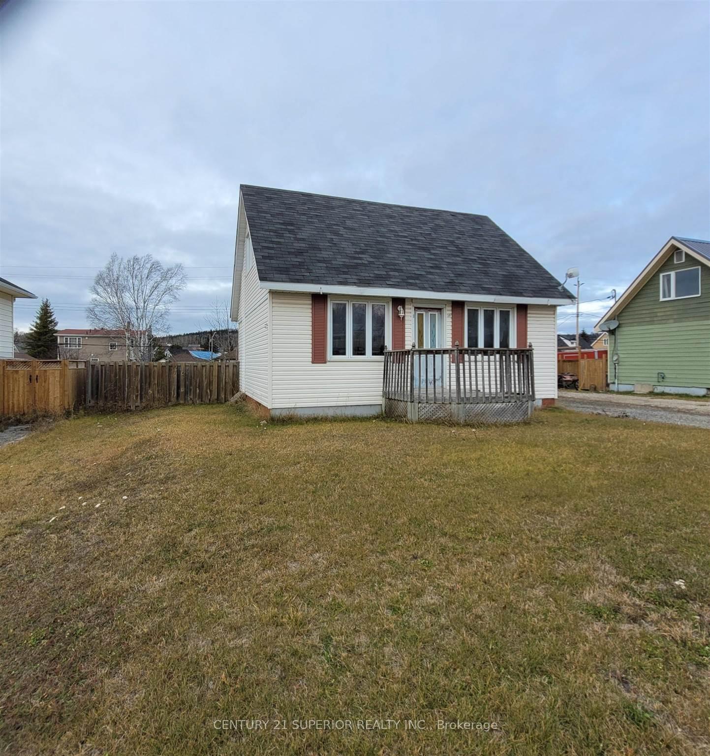 Photo 2 of 59 Manitou Street, Manitouwadge — HOMEH