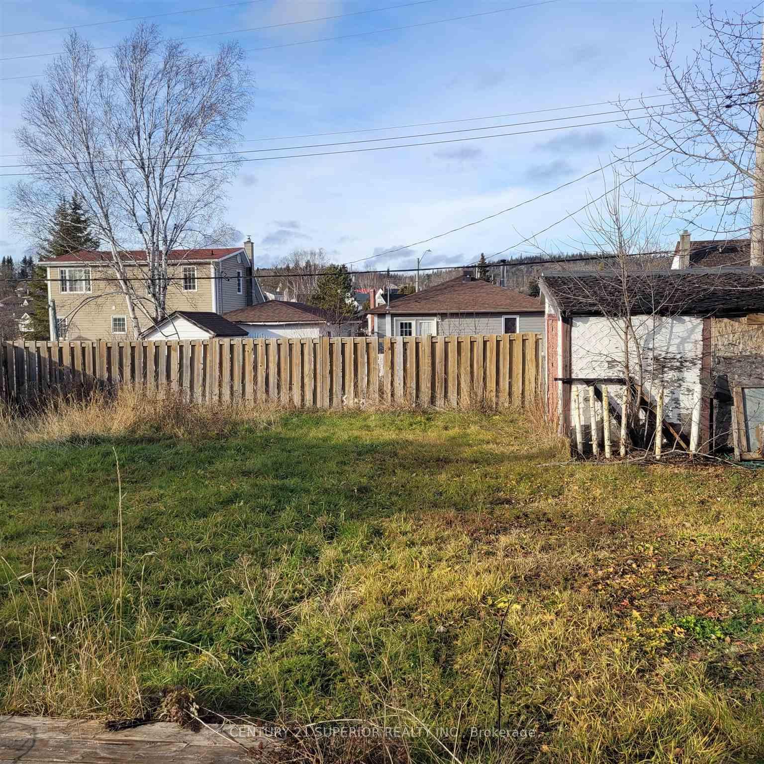 Photo 5 of 59 Manitou Street, Manitouwadge — HOMEH