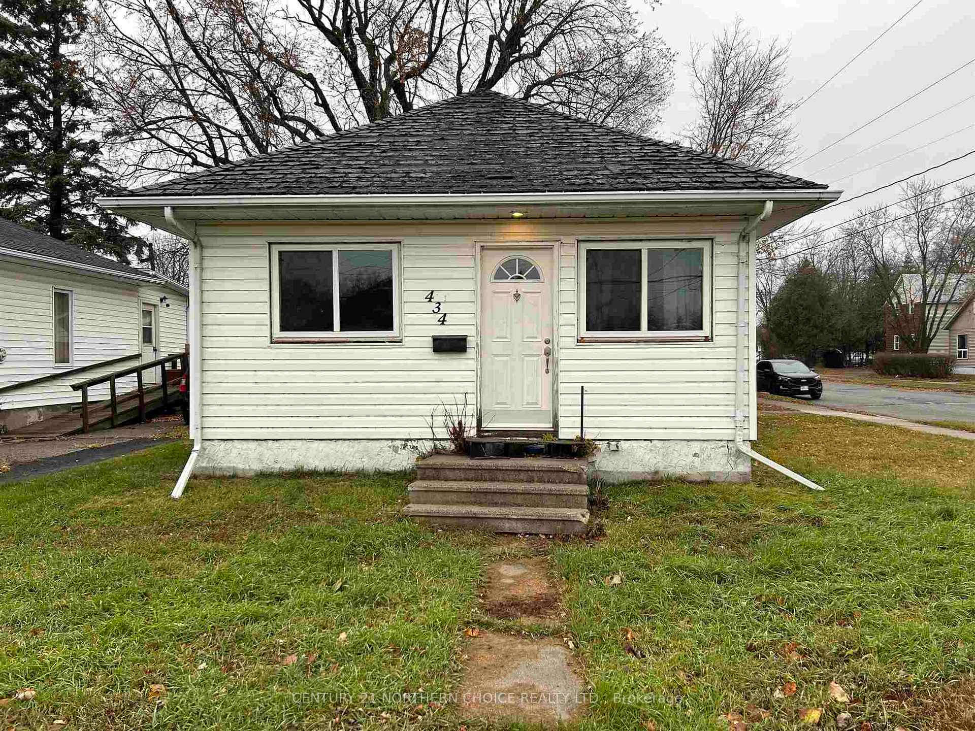 Photo 1 of 434 First Street E, Fort Frances — HOMEH
