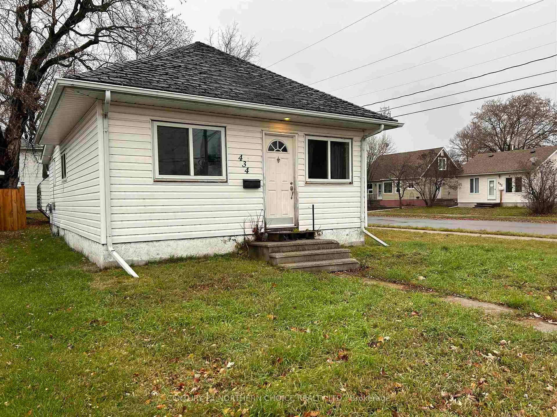 Photo 2 of 434 First Street E, Fort Frances — HOMEH