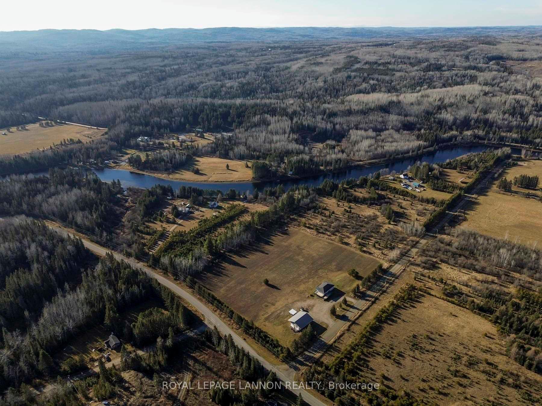 Photo 12 of 7 Peuramaki Bridge Loop, Thunder Bay Remote Area, Ware — HOMEH