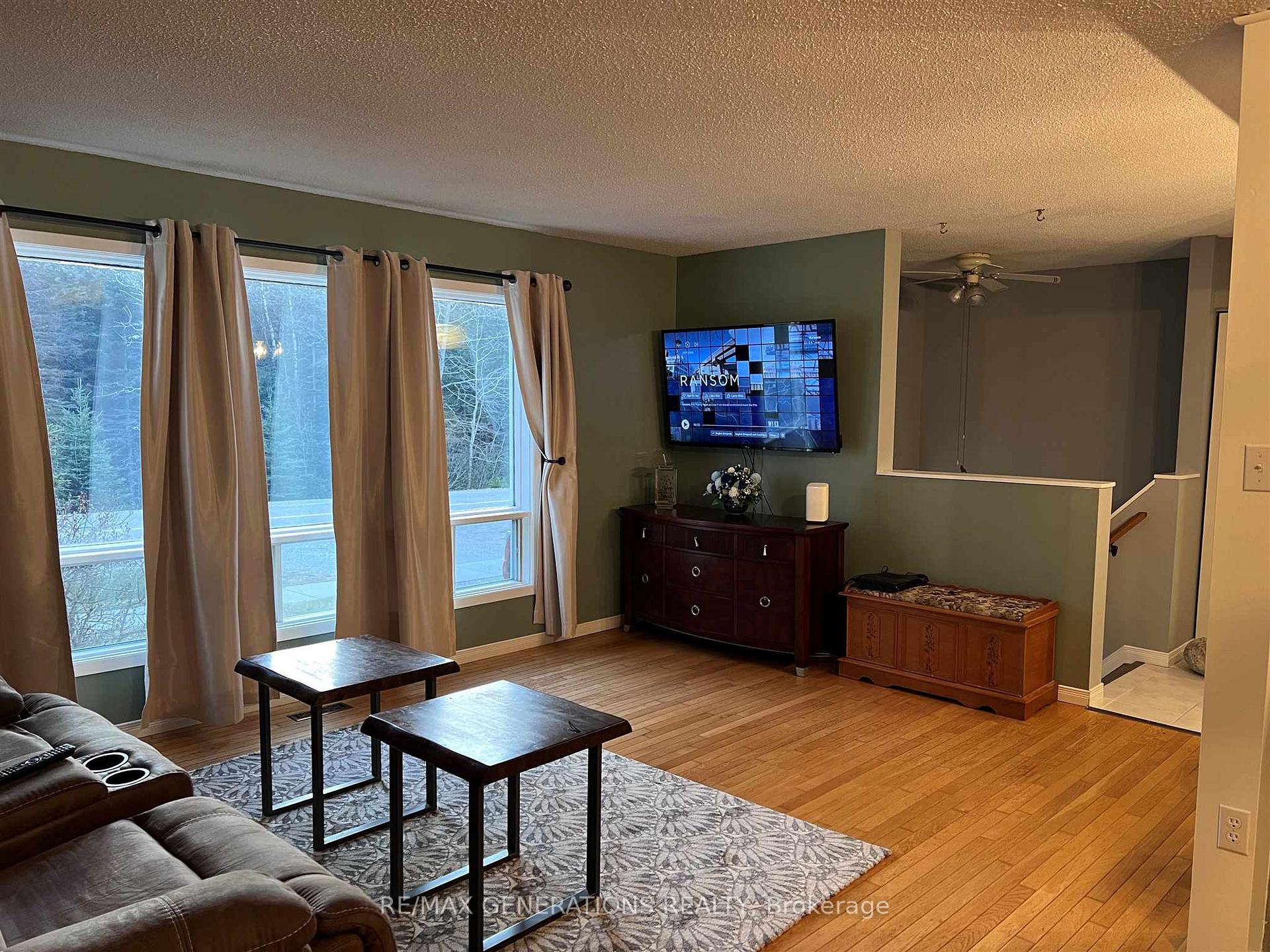 Photo 6 of 123 Hemlo Drive, Marathon — HOMEH