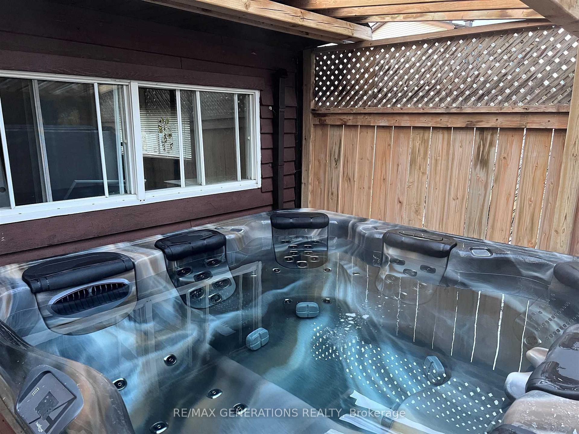 Photo 22 of 123 Hemlo Drive, Marathon — HOMEH