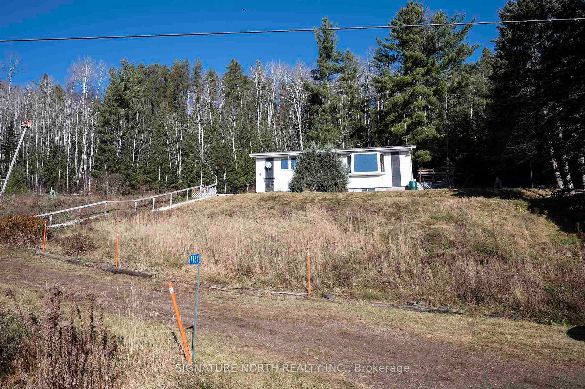 Photo 2 of 1164 Hwy 597, Neebing, Pardee — HOMEH