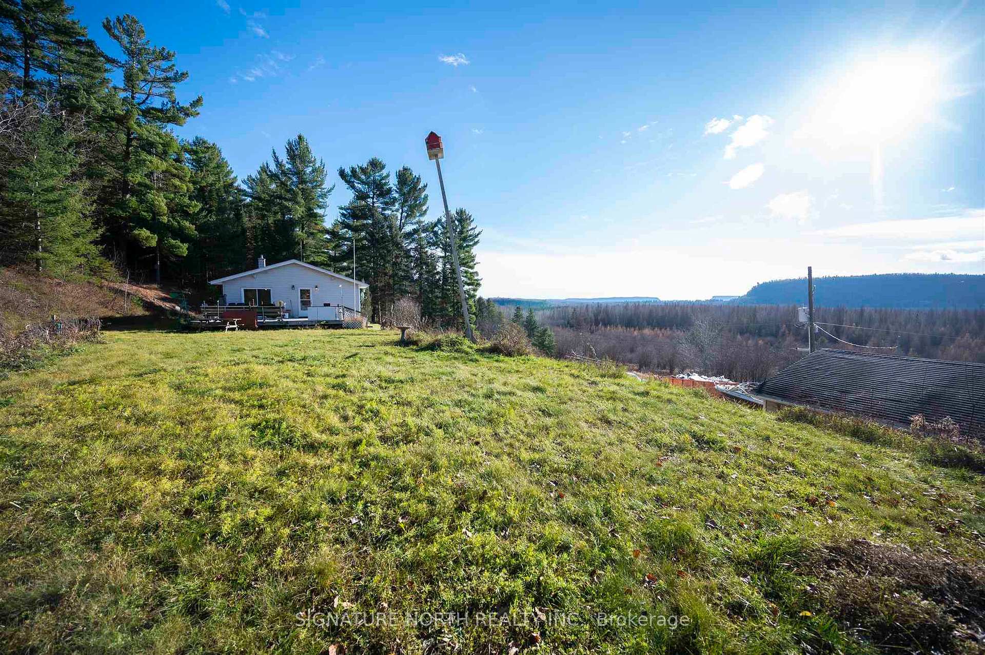 Photo 34 of 1164 Hwy 597, Neebing, Pardee — HOMEH