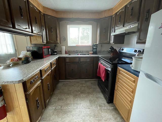 Photo 6 of 33 Alexandra Street, Kenora Remote Area, Vermilion Bay — HOMEH