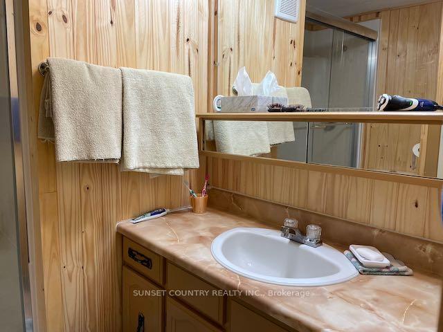 Photo 9 of 33 Alexandra Street, Kenora Remote Area, Vermilion Bay — HOMEH
