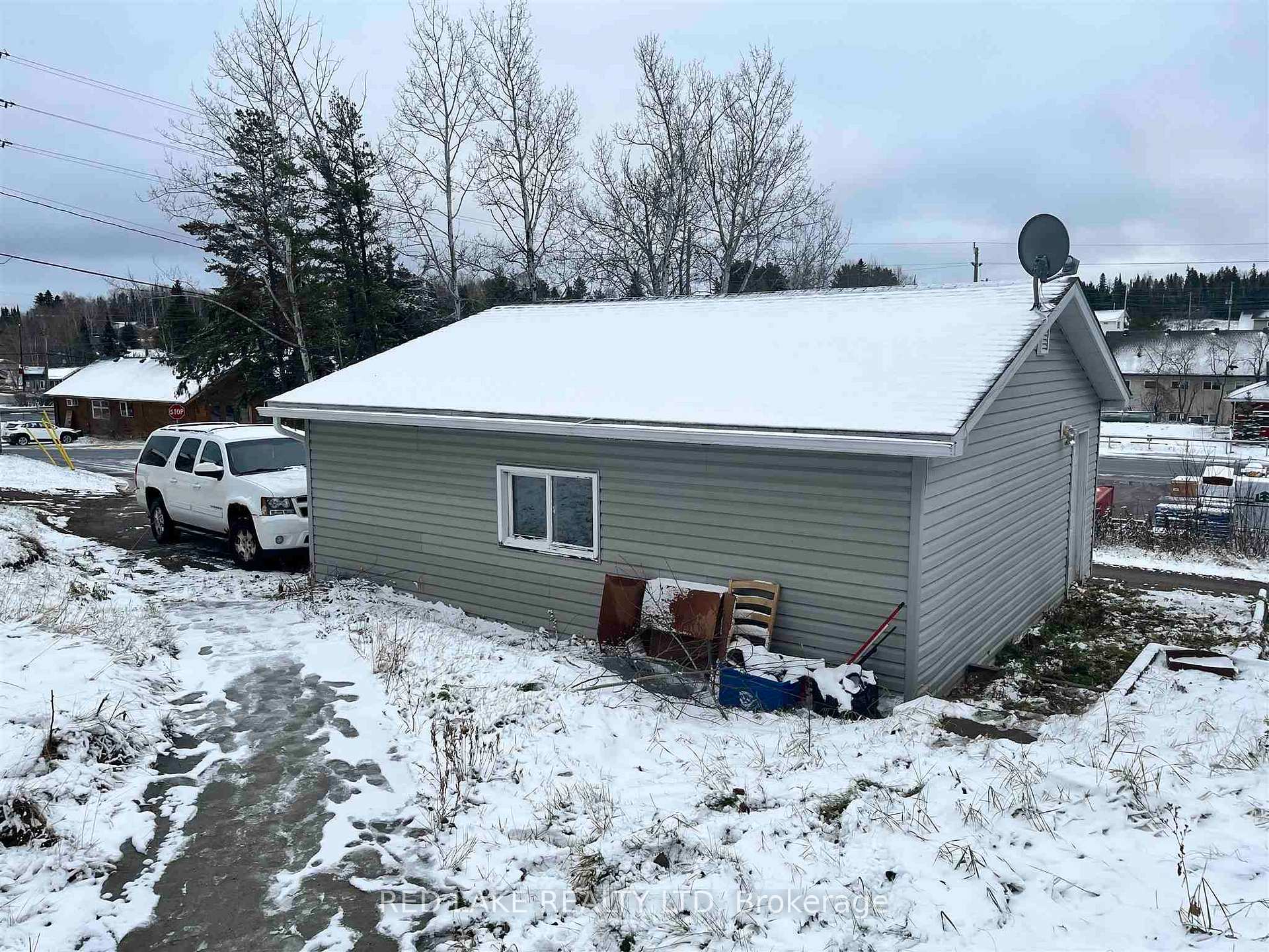 Photo 6 of 10 Kenora Road, Red Lake — HOMEH