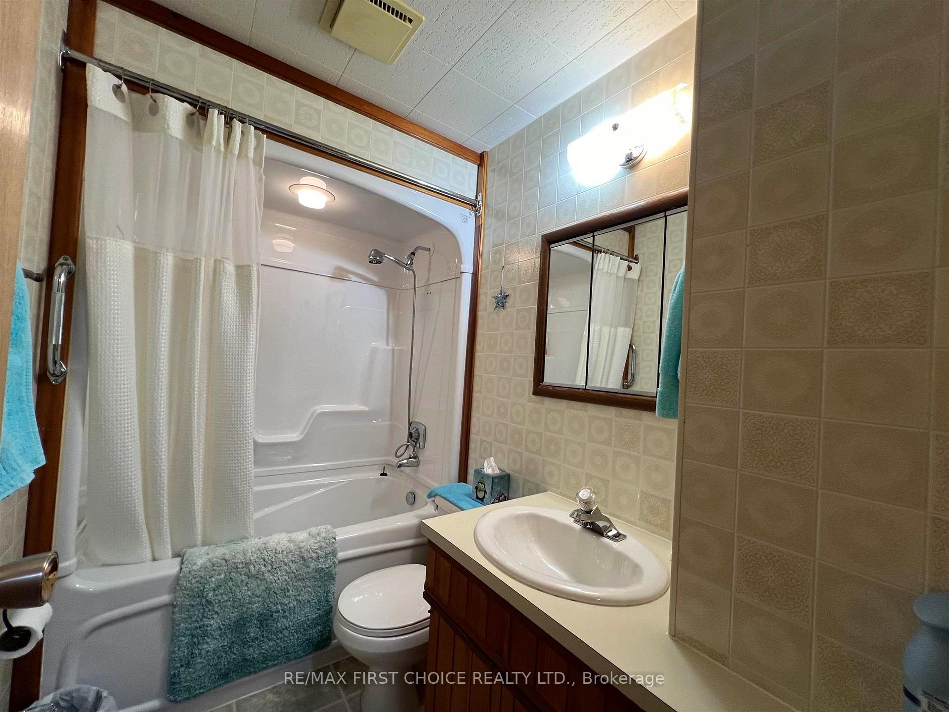 Photo 21 of 57 Strachan Drive, Emo — HOMEH