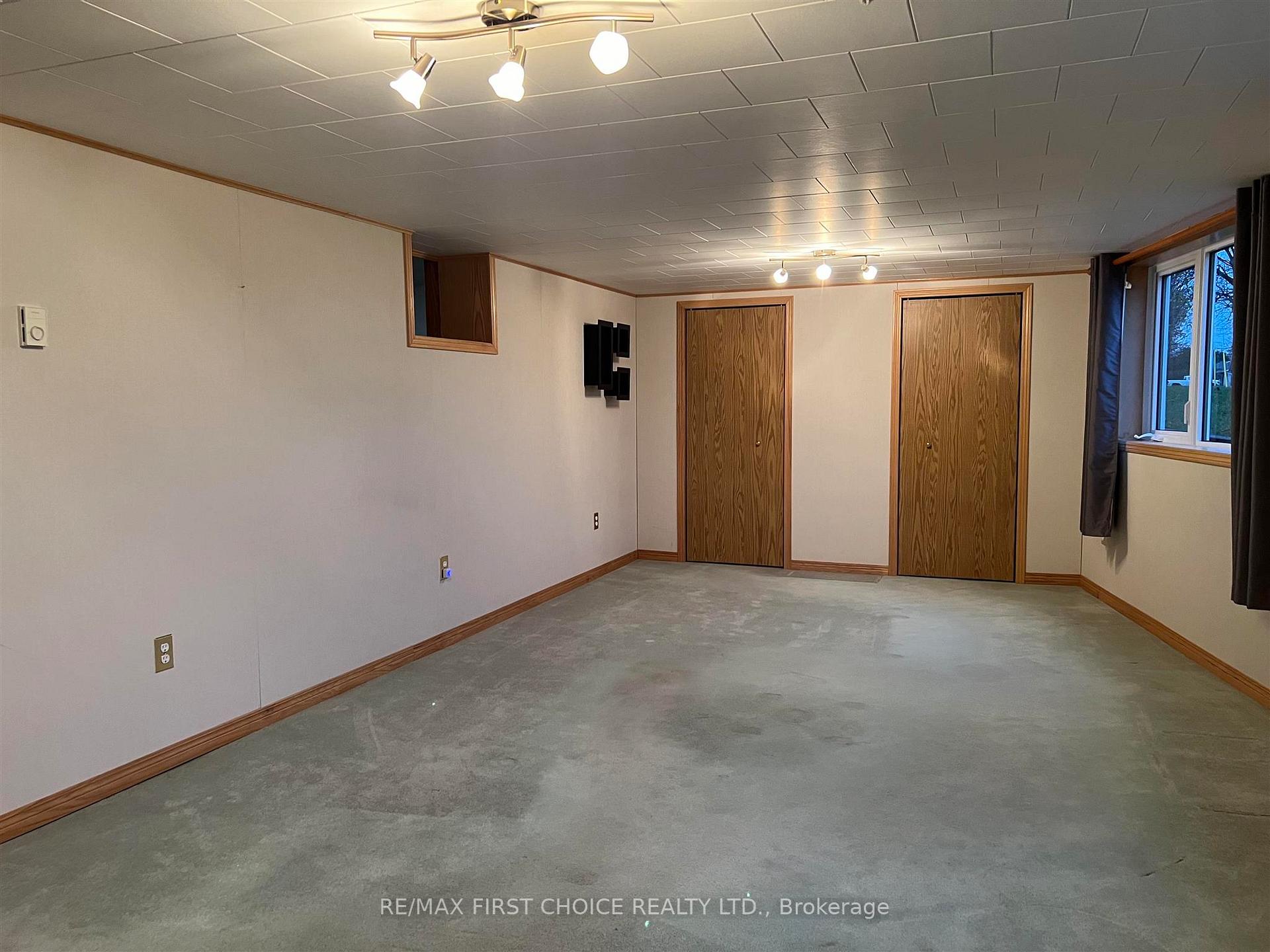Photo 25 of 57 Strachan Drive, Emo — HOMEH