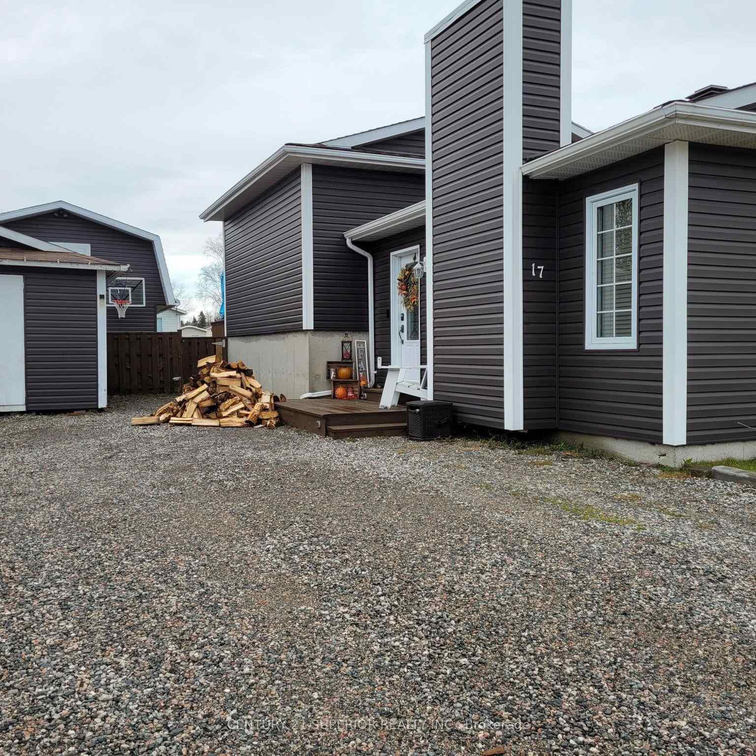 Photo 6 of 17 Bastedo Crescent, Marathon — HOMEH