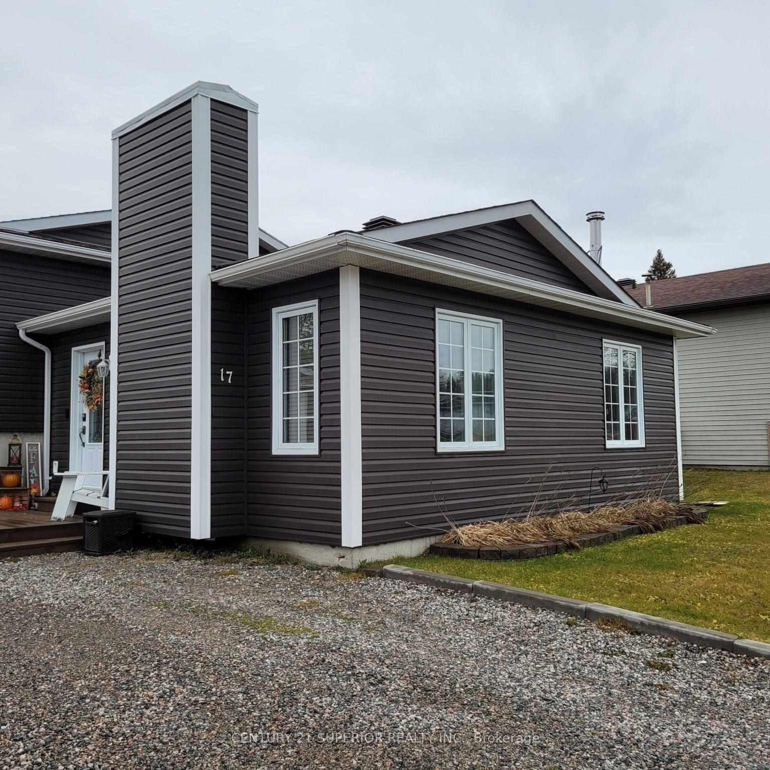 Photo 7 of 17 Bastedo Crescent, Marathon — HOMEH