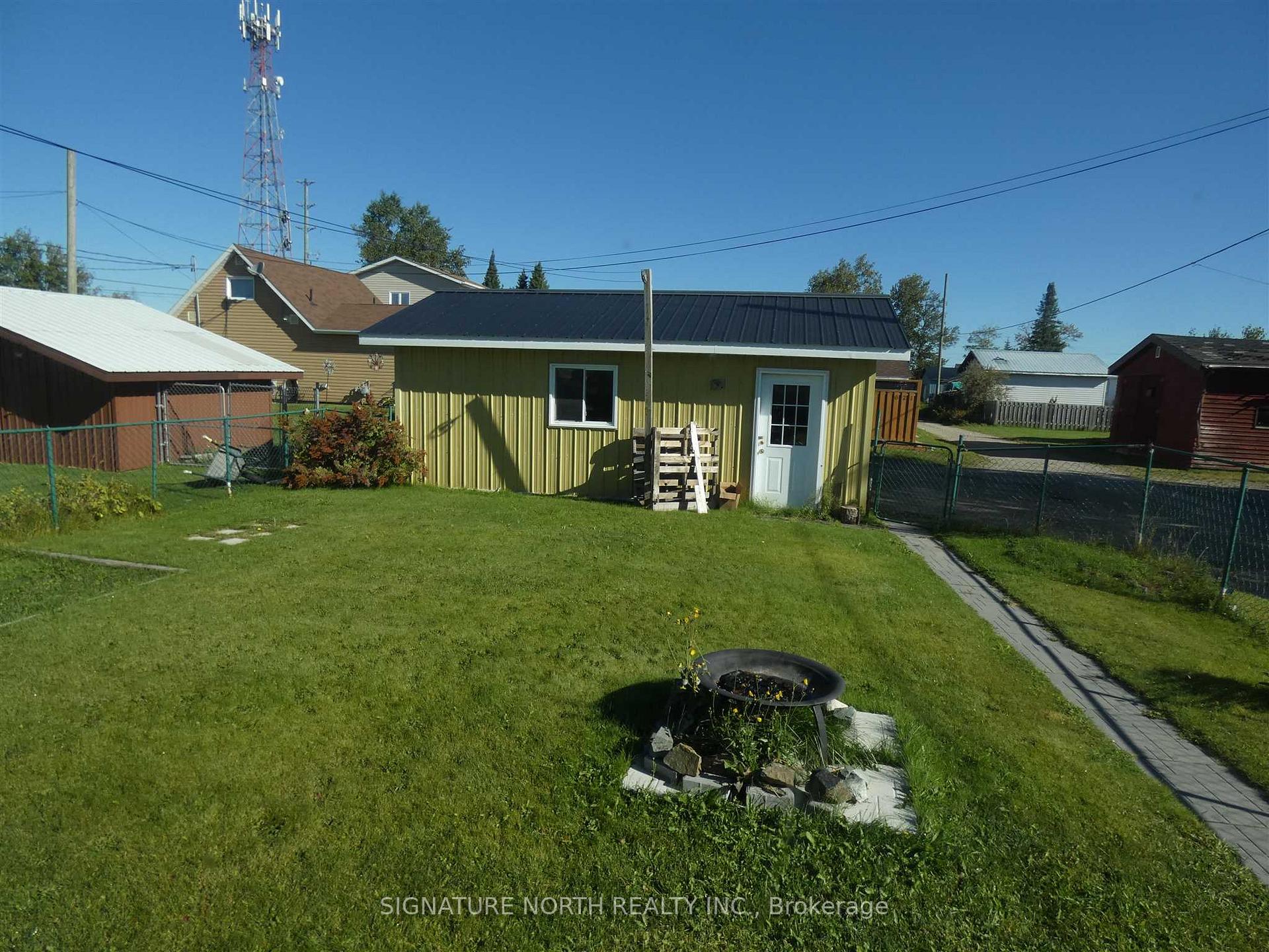 Photo 4 of 106 Barton Ave W, Greenstone — HOMEH