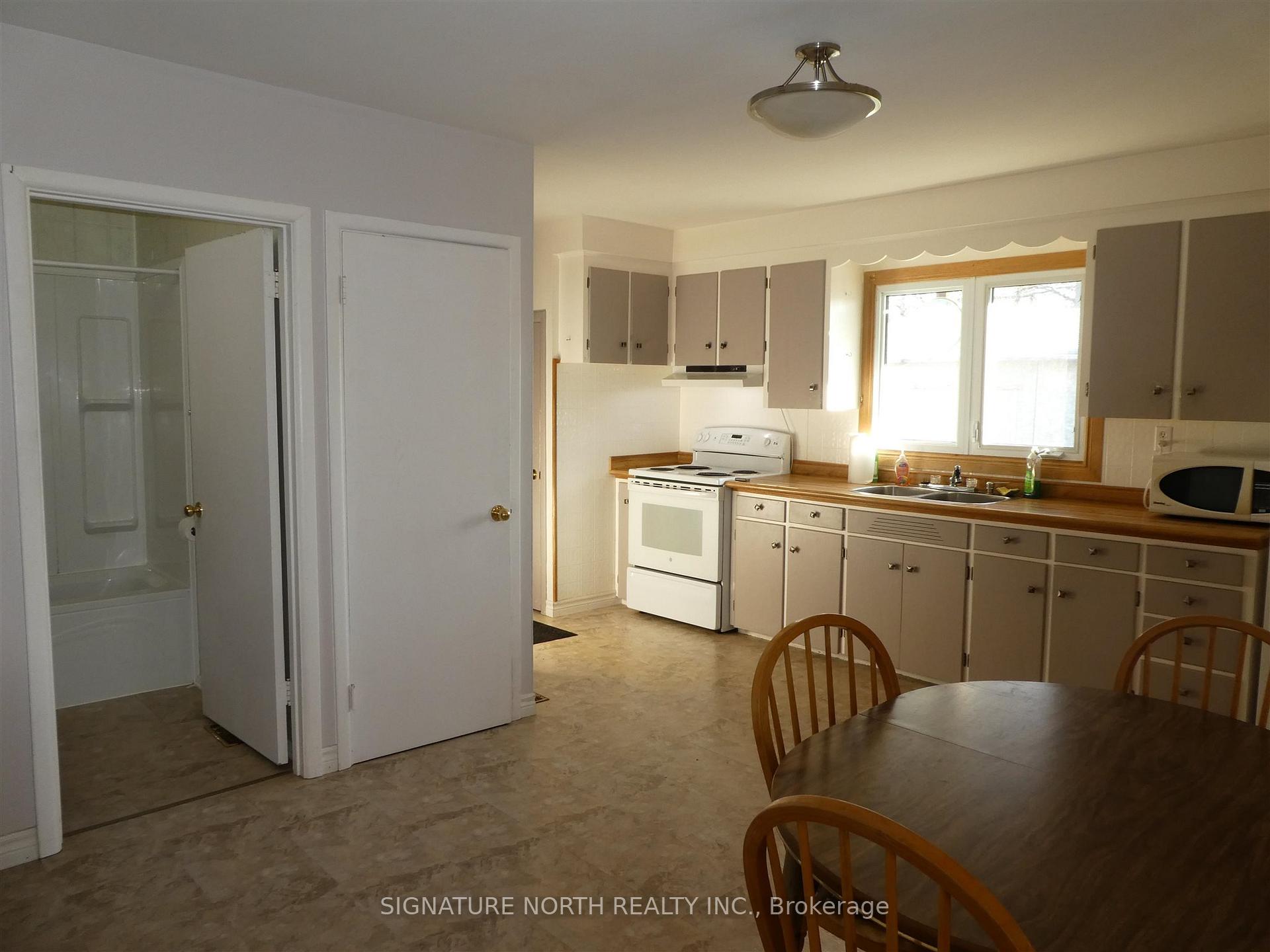 Photo 8 of 106 Barton Ave W, Greenstone — HOMEH