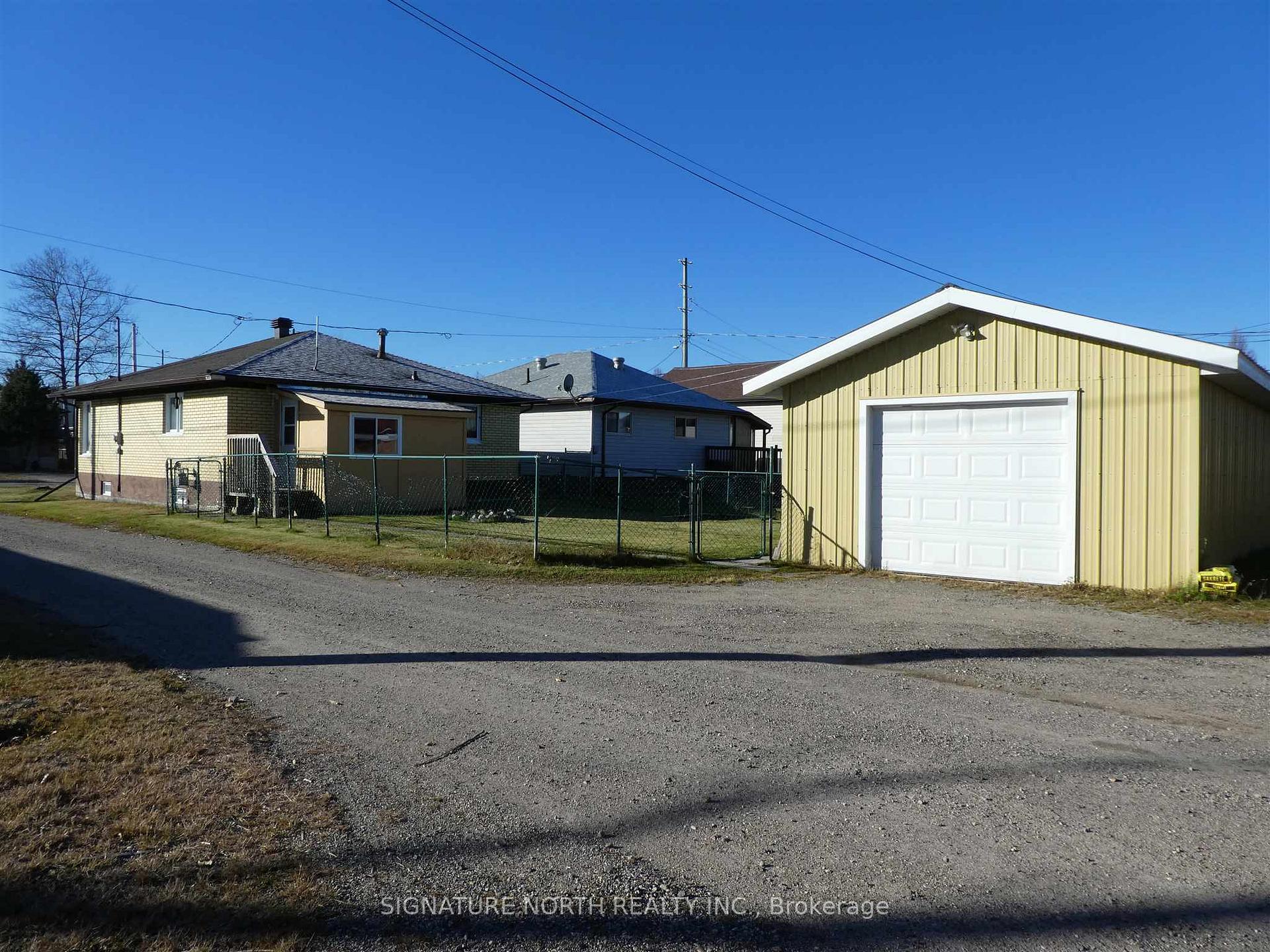 Photo 41 of 106 Barton Ave W, Greenstone — HOMEH