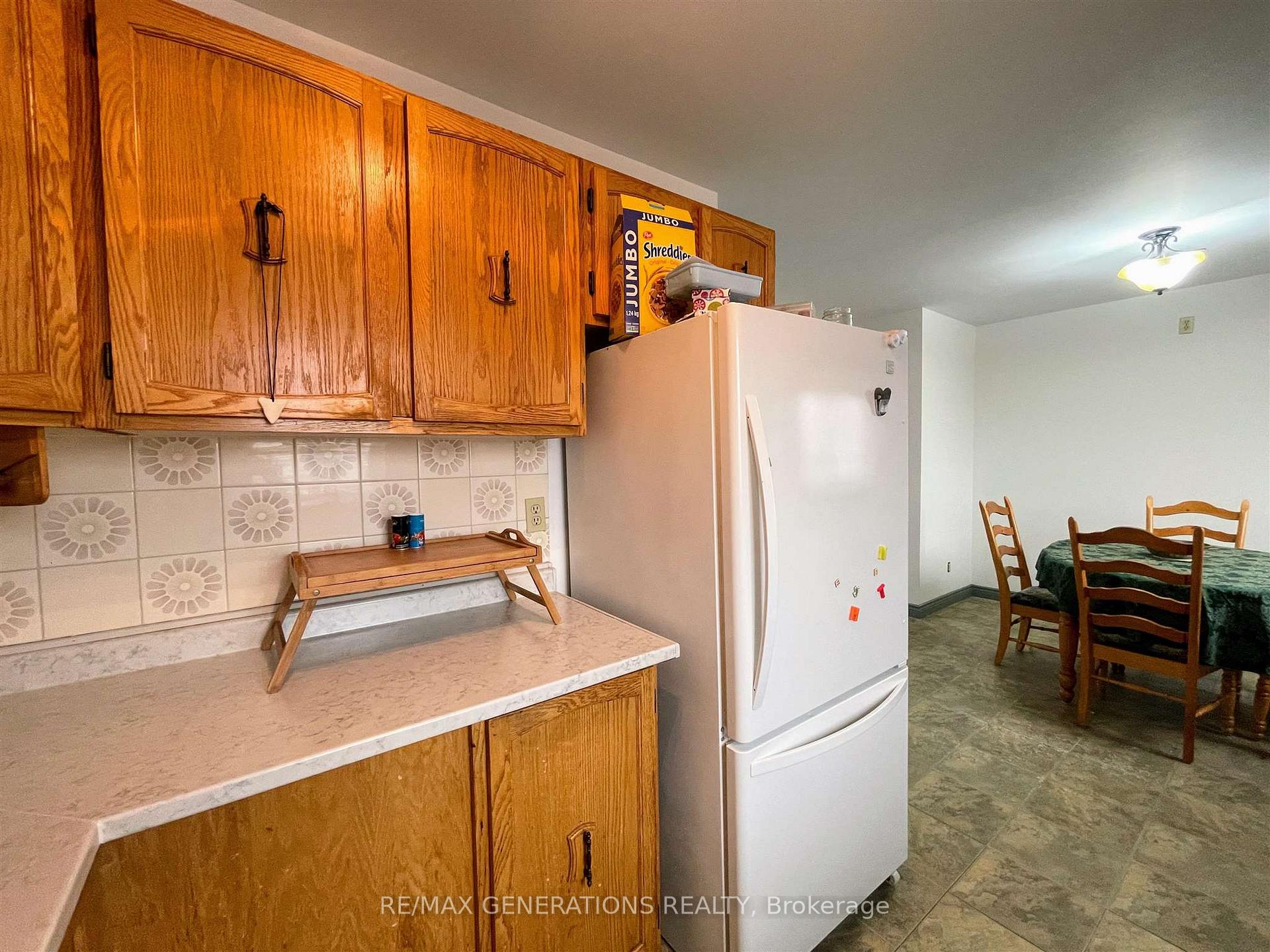Photo 8 of 36 Moose Drive, Manitouwadge — HOMEH