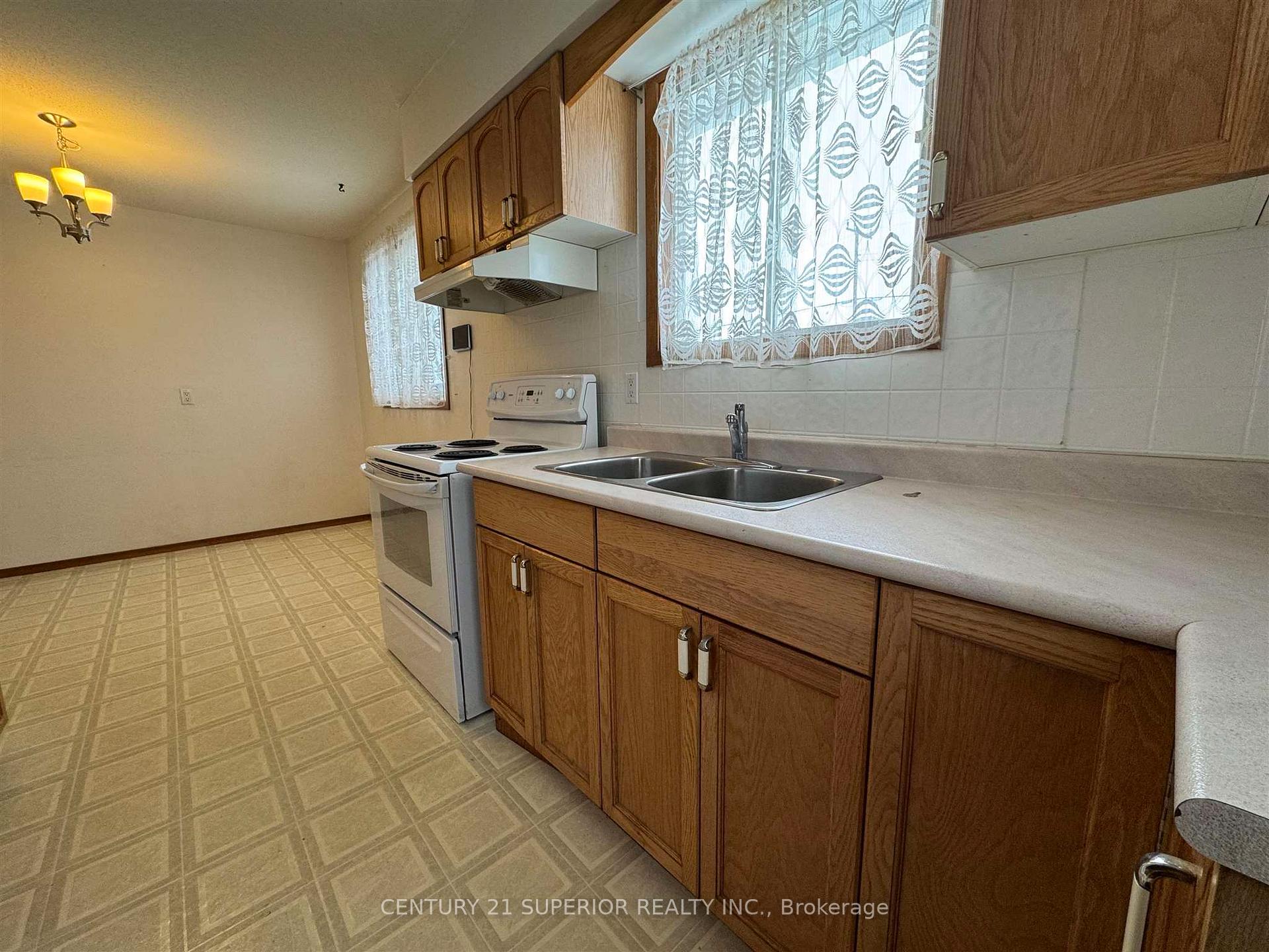 Photo 6 of 29 Lynx Ave, Manitouwadge — HOMEH