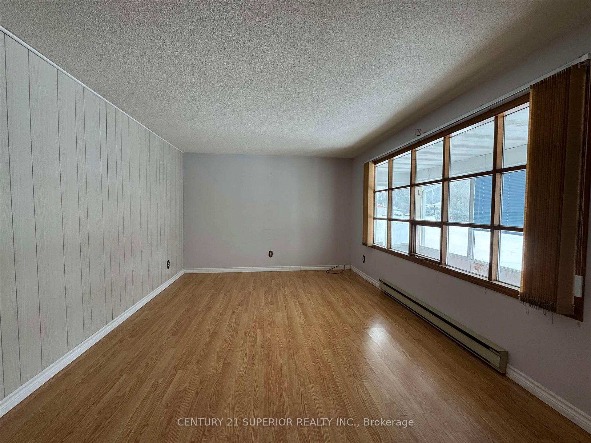 Photo 12 of 29 Lynx Ave, Manitouwadge — HOMEH