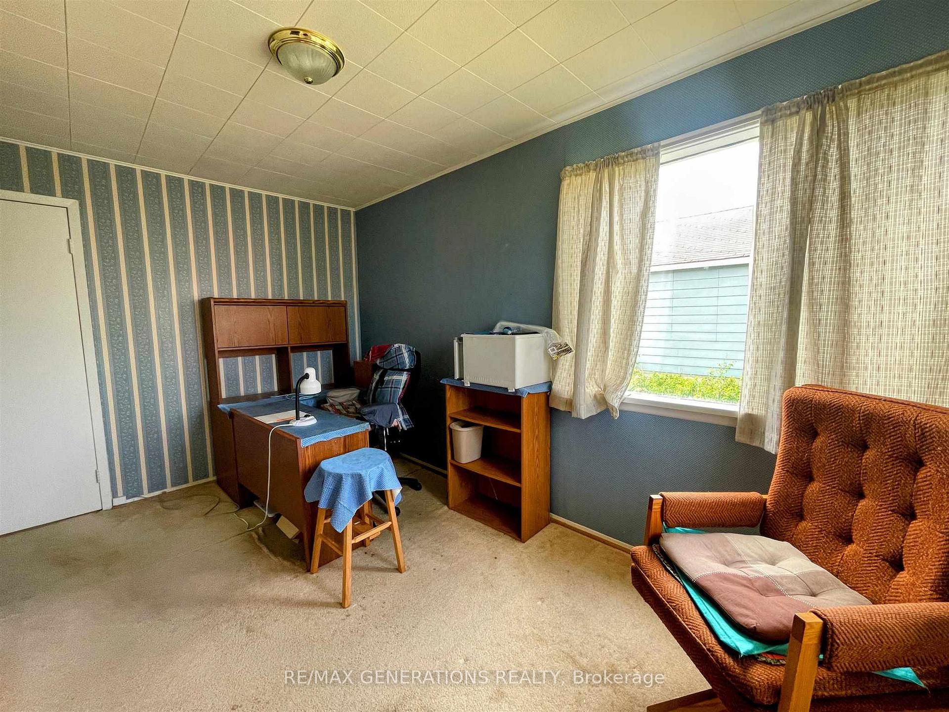 Photo 9 of 18 Ross Avenue, Marathon — HOMEH