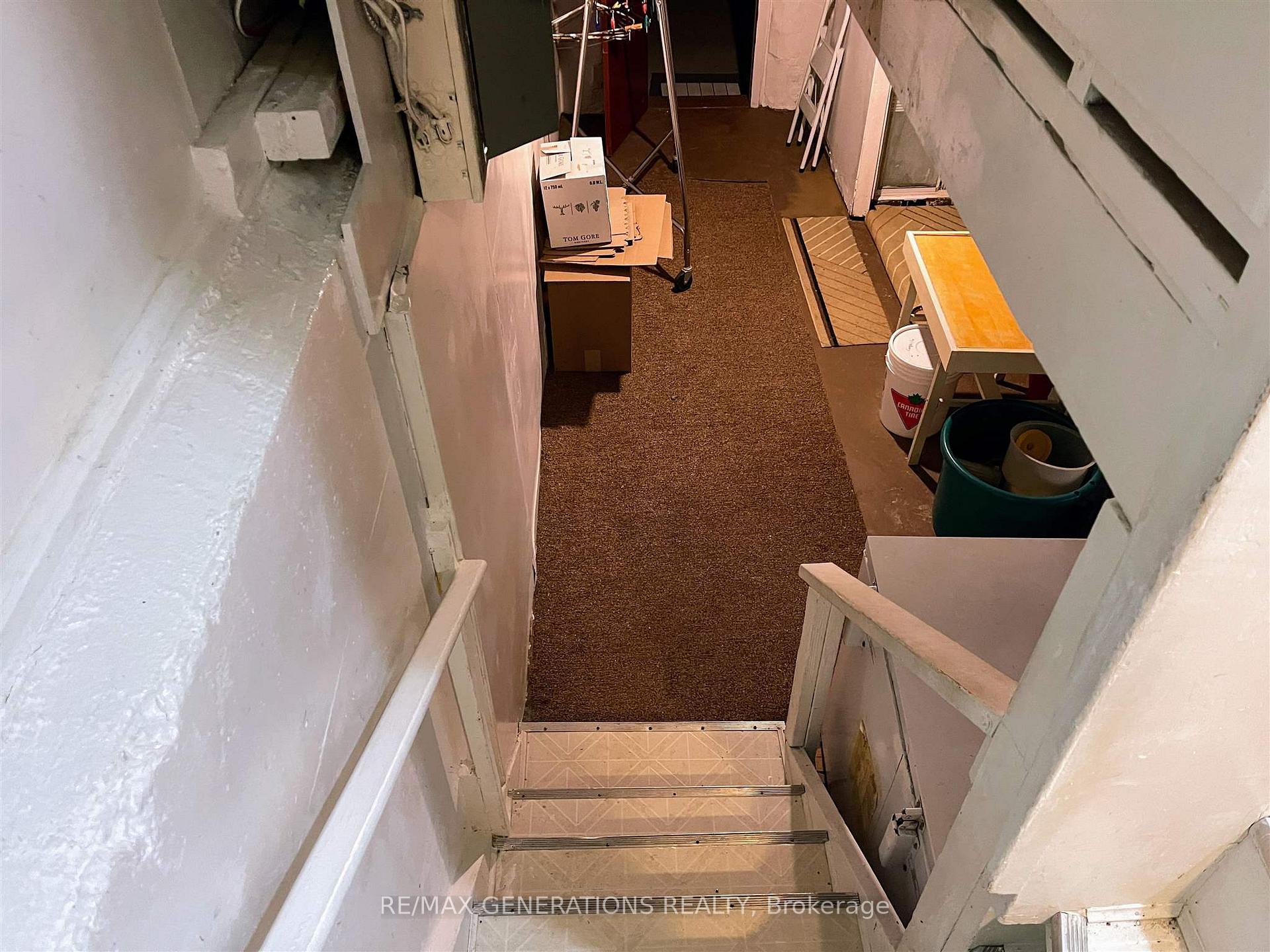 Photo 27 of 18 Ross Avenue, Marathon — HOMEH