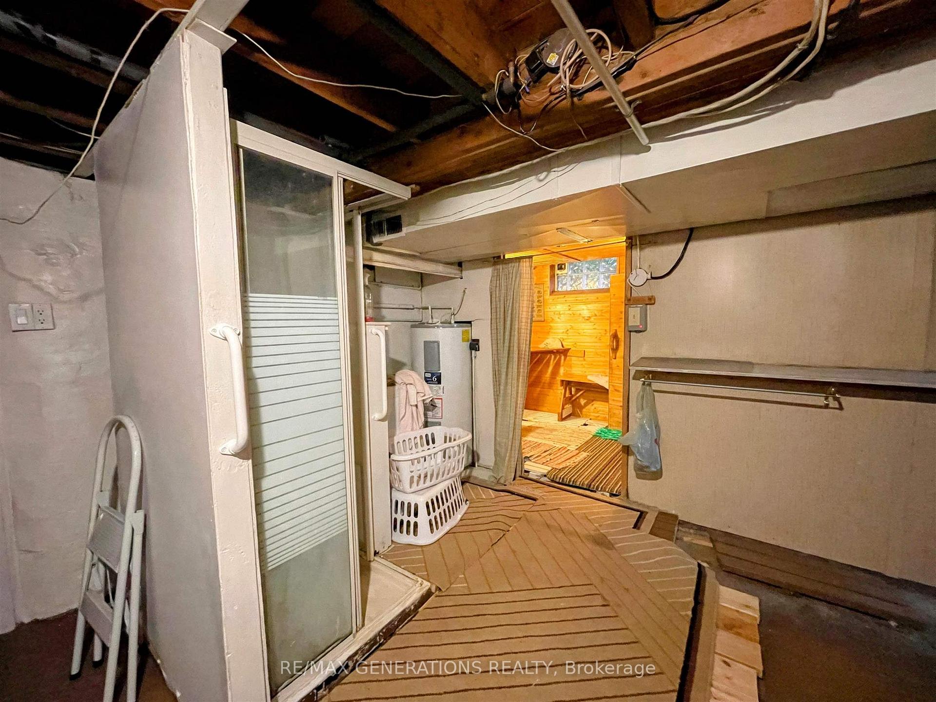 Photo 33 of 18 Ross Avenue, Marathon — HOMEH