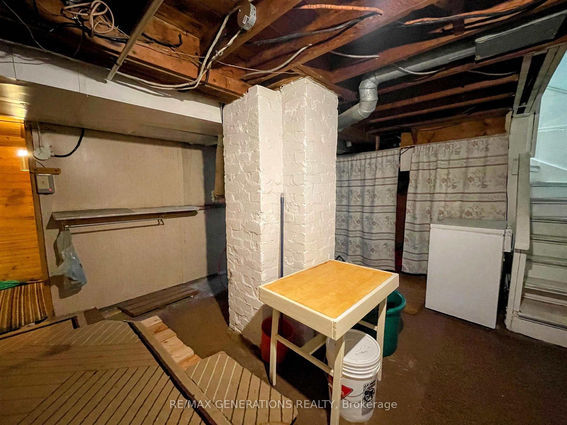 Photo 36 of 18 Ross Avenue, Marathon — HOMEH