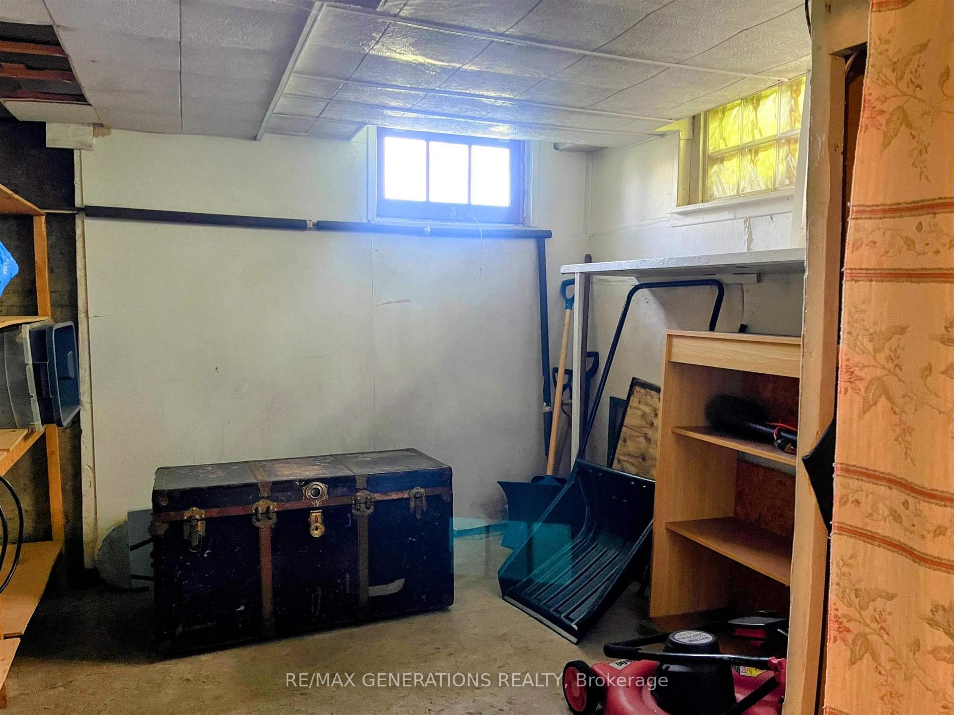 Photo 37 of 18 Ross Avenue, Marathon — HOMEH