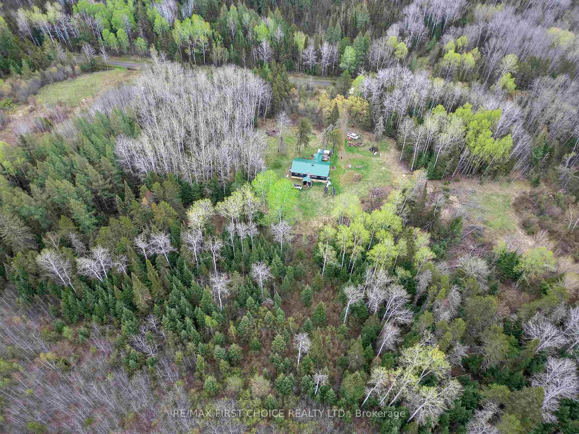 Photo 39 of 2527 Pardee Road, Neebing, Pardee — HOMEH